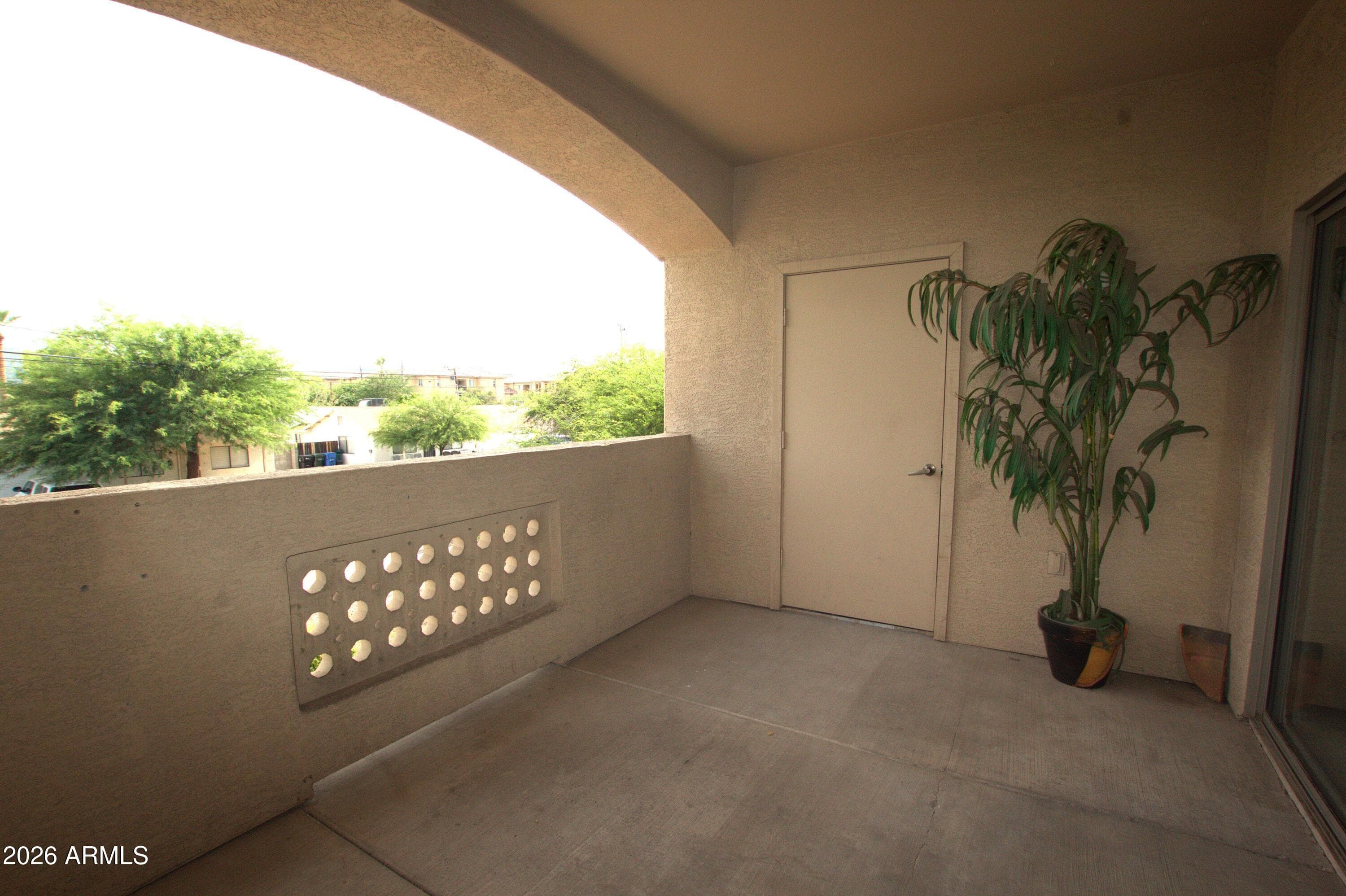 920 E DEVONSHIRE Avenue 2002, Phoenix, AZ 85014 — photo 13 of 20