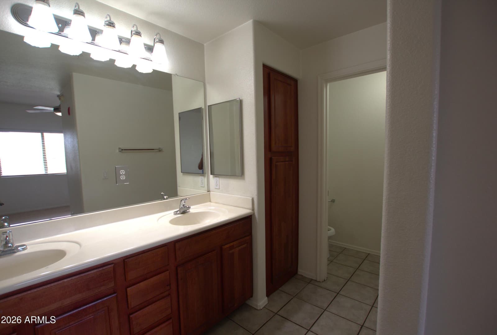 920 E DEVONSHIRE Avenue 2002, Phoenix, AZ 85014 — photo 9 of 20