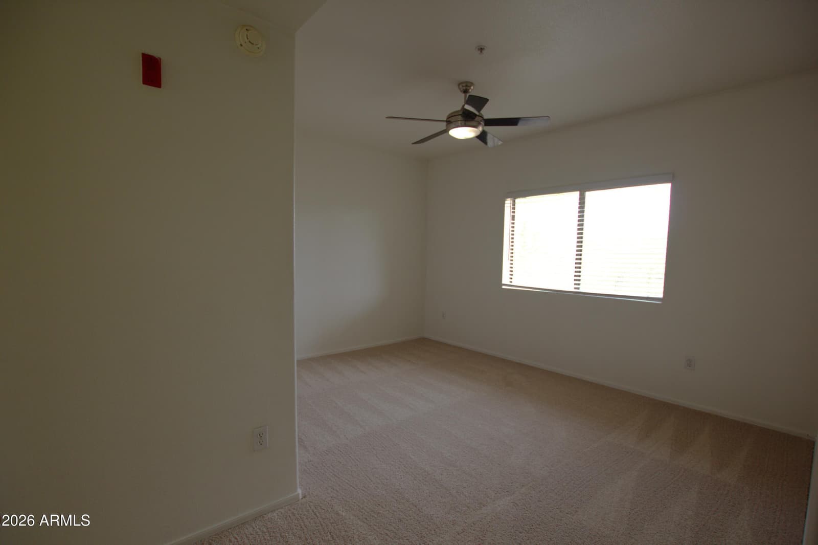 920 E DEVONSHIRE Avenue 2002, Phoenix, AZ 85014 — photo 5 of 20