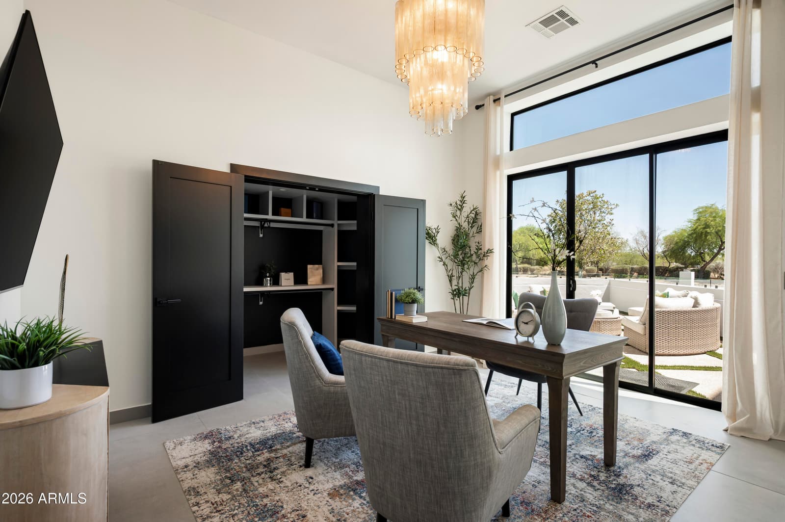 8402 E CACTUS WREN Road, Scottsdale, AZ 85250 — photo 50 of 100