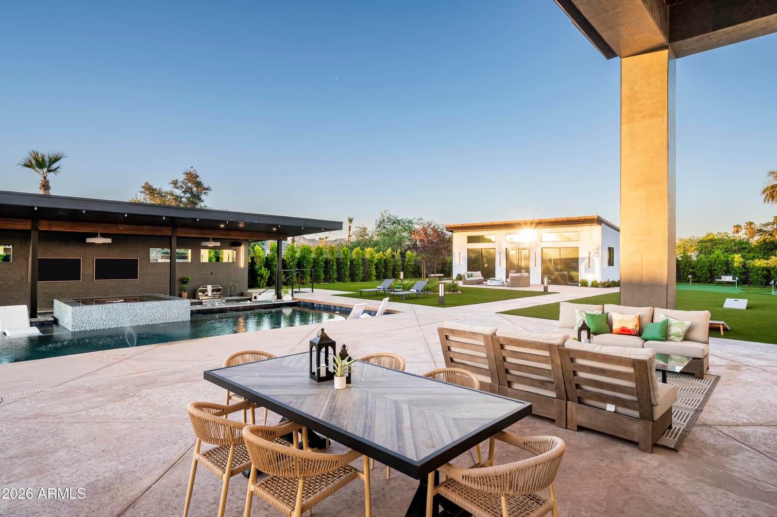 8402 E CACTUS WREN Road, Scottsdale, AZ 85250 — photo 59 of 100