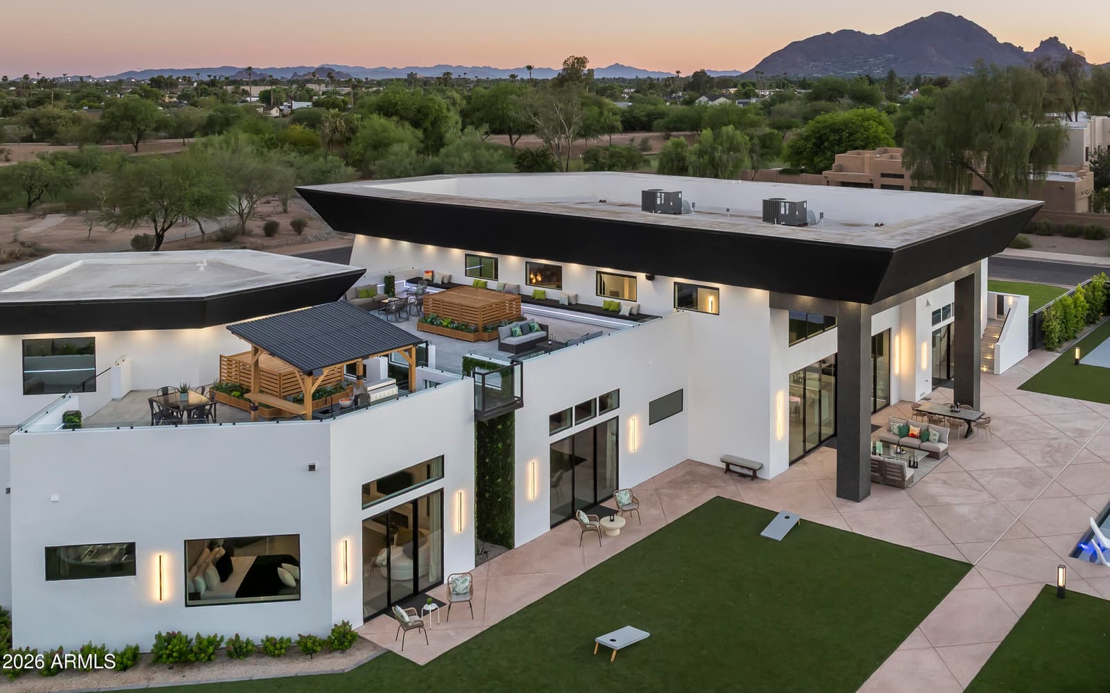 8402 E CACTUS WREN Road, Scottsdale, AZ 85250 — photo 82 of 100