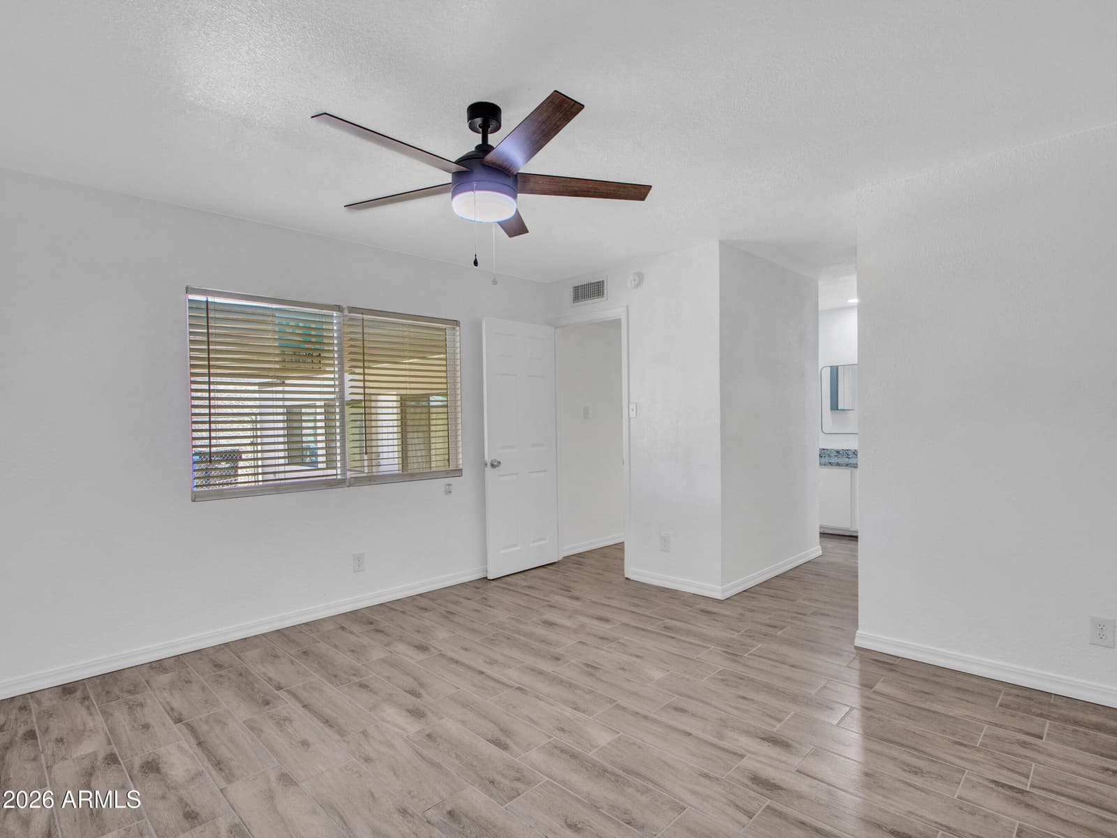 10530 W CALLE DEL SOL, Phoenix, AZ 85037 — photo 29 of 71