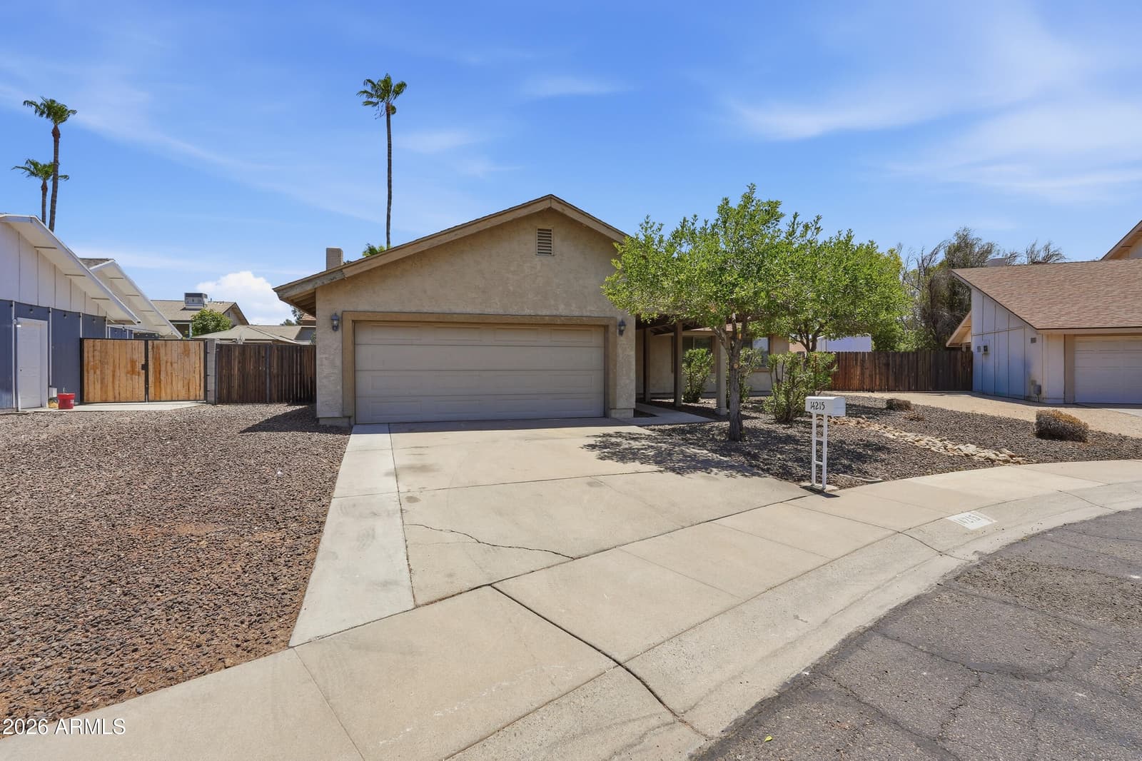 14215 N 39TH Drive, Phoenix, AZ 85053 — photo 2 of 29
