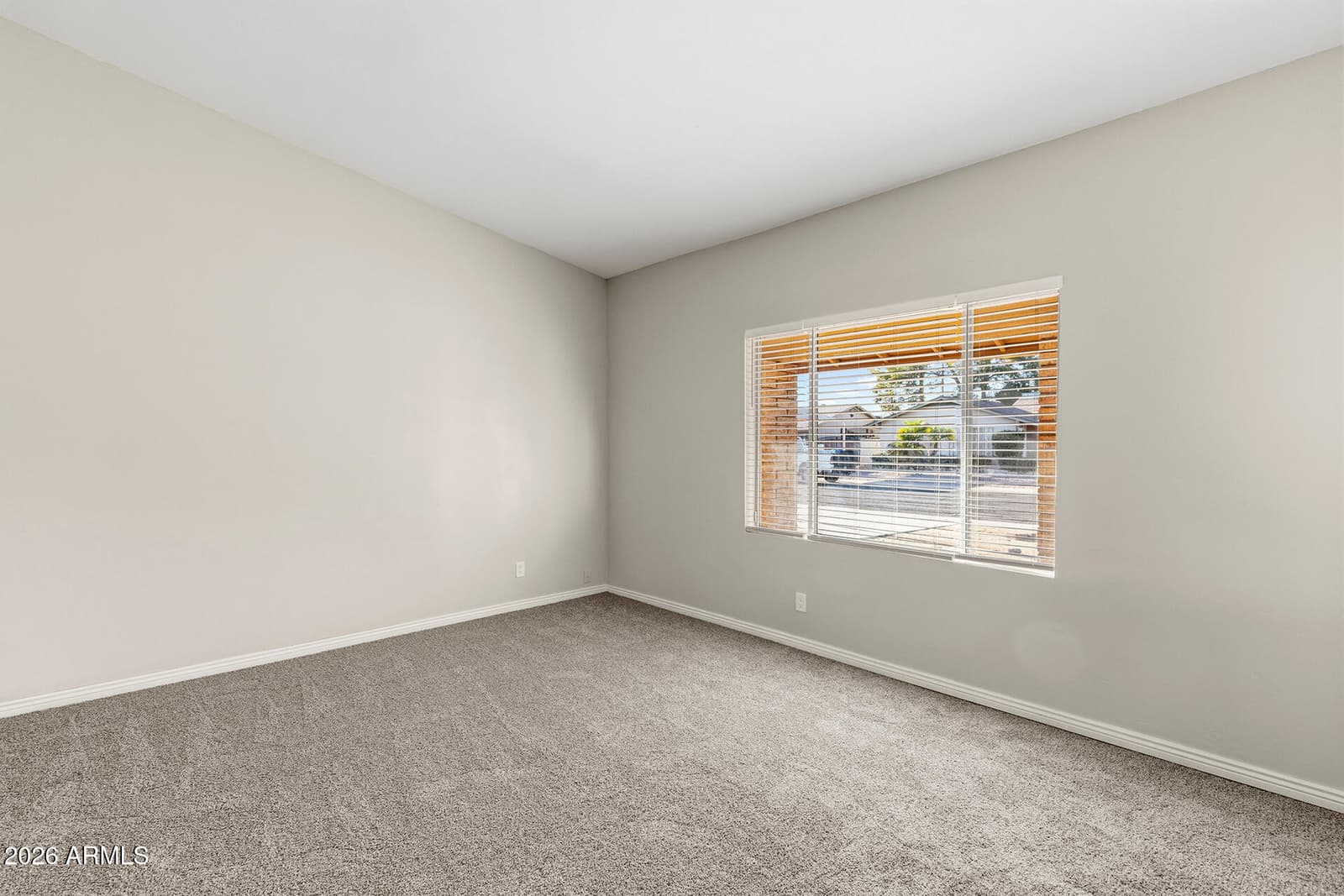 3939 W ANDERSON Drive, Glendale, AZ 85308 — photo 8 of 55