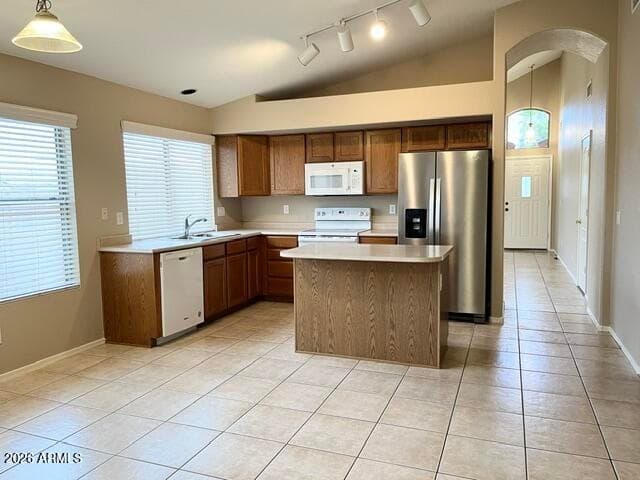 6375 W ADOBE Drive, Glendale, AZ 85308 — photo 10 of 24