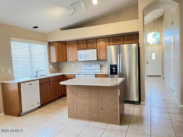 6375 W ADOBE Drive, Glendale, AZ 85308 — photo 8 of 24