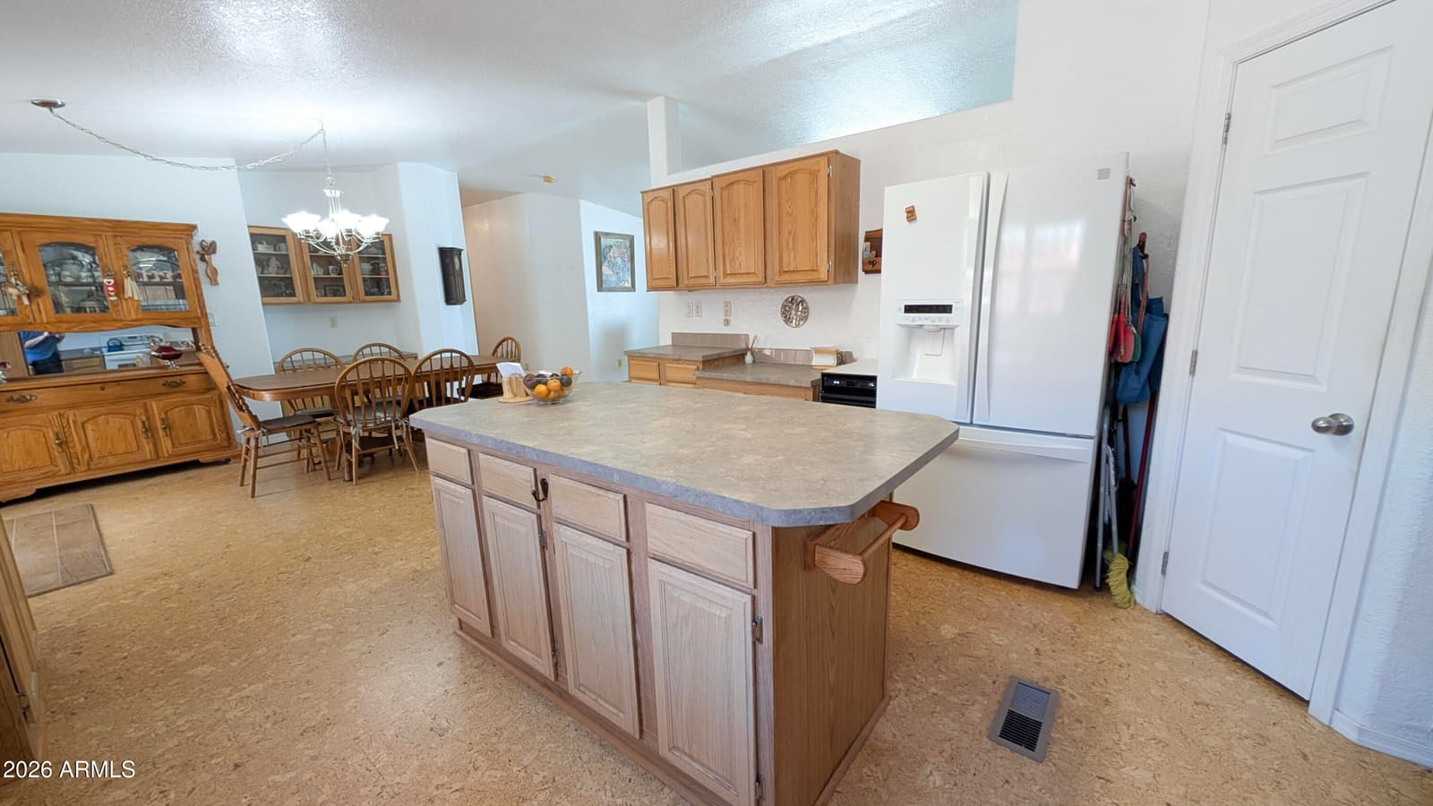5800 N BRITTNEY Lane, Rimrock, AZ 86335 — photo 12 of 84