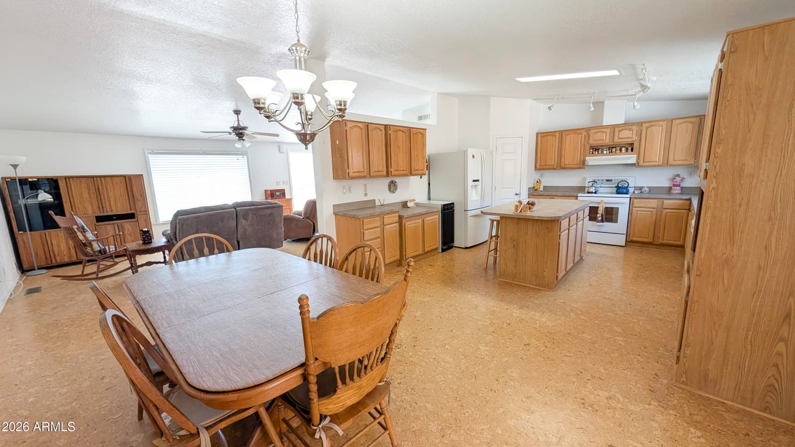5800 N BRITTNEY Lane, Rimrock, AZ 86335 — photo 6 of 84