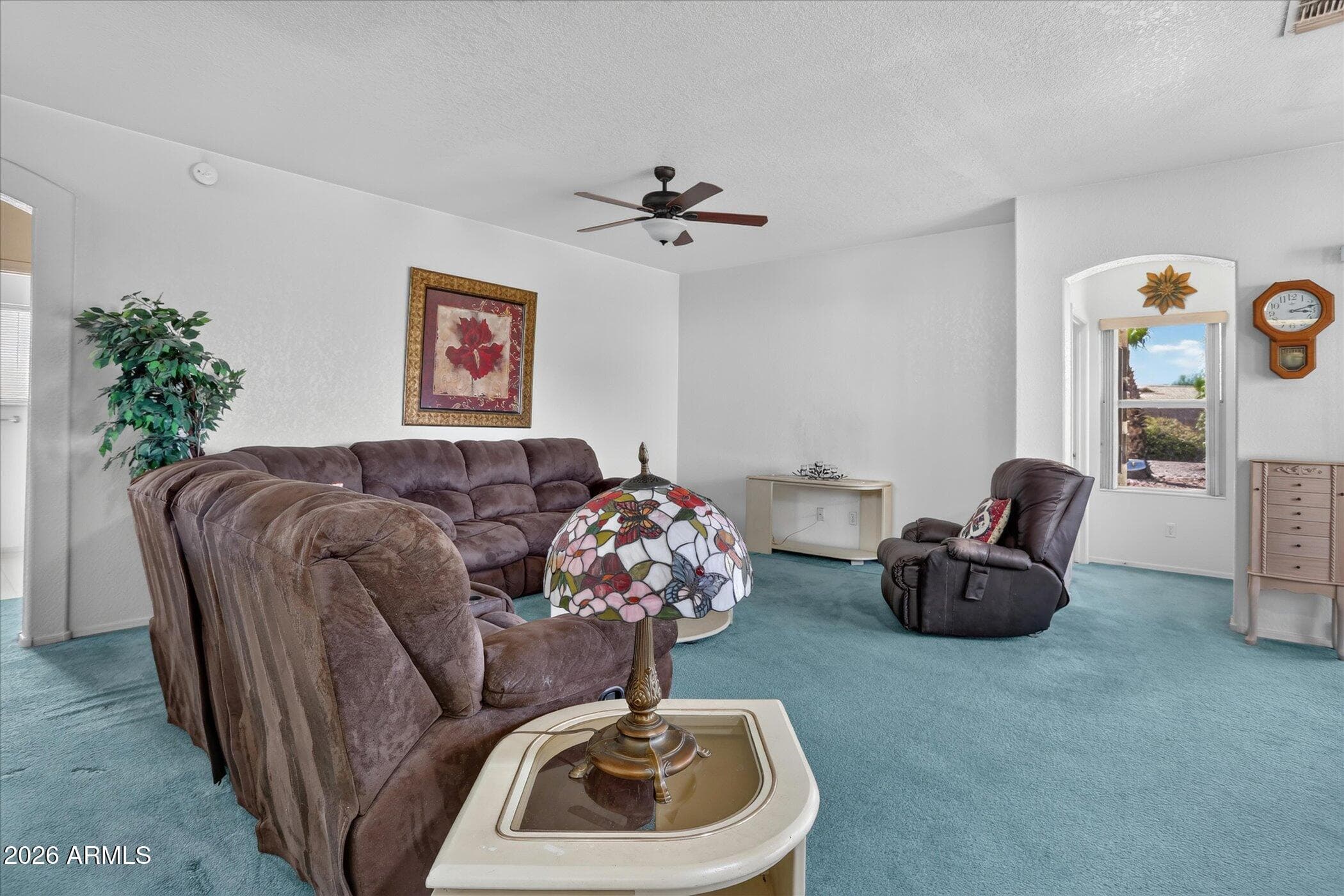 10328 W BURNETT Road, Peoria, AZ 85382 — photo 8 of 39