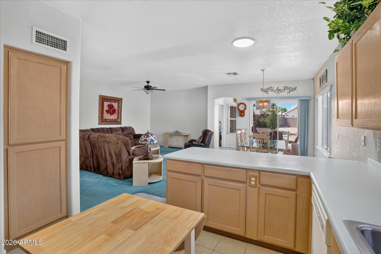 10328 W BURNETT Road, Peoria, AZ 85382 — photo 15 of 39