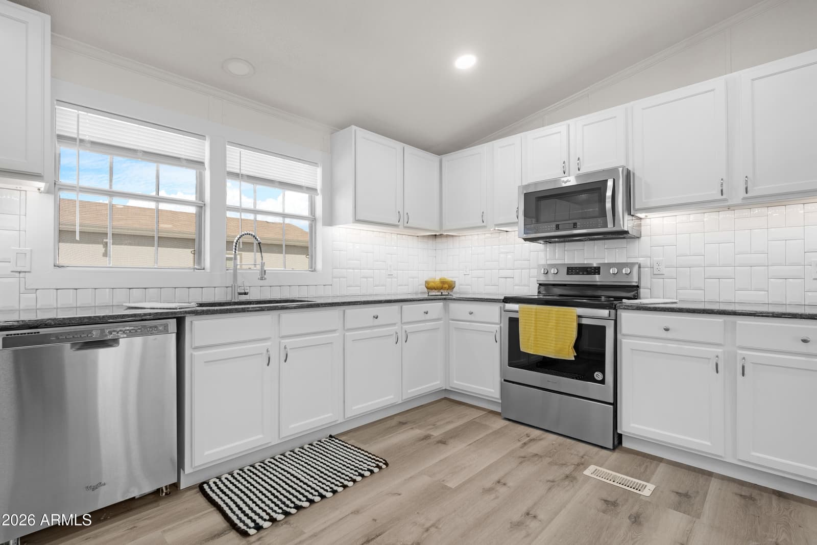 437 E GERMANN Road 158, San Tan Valley, AZ 85140 — photo 14 of 39