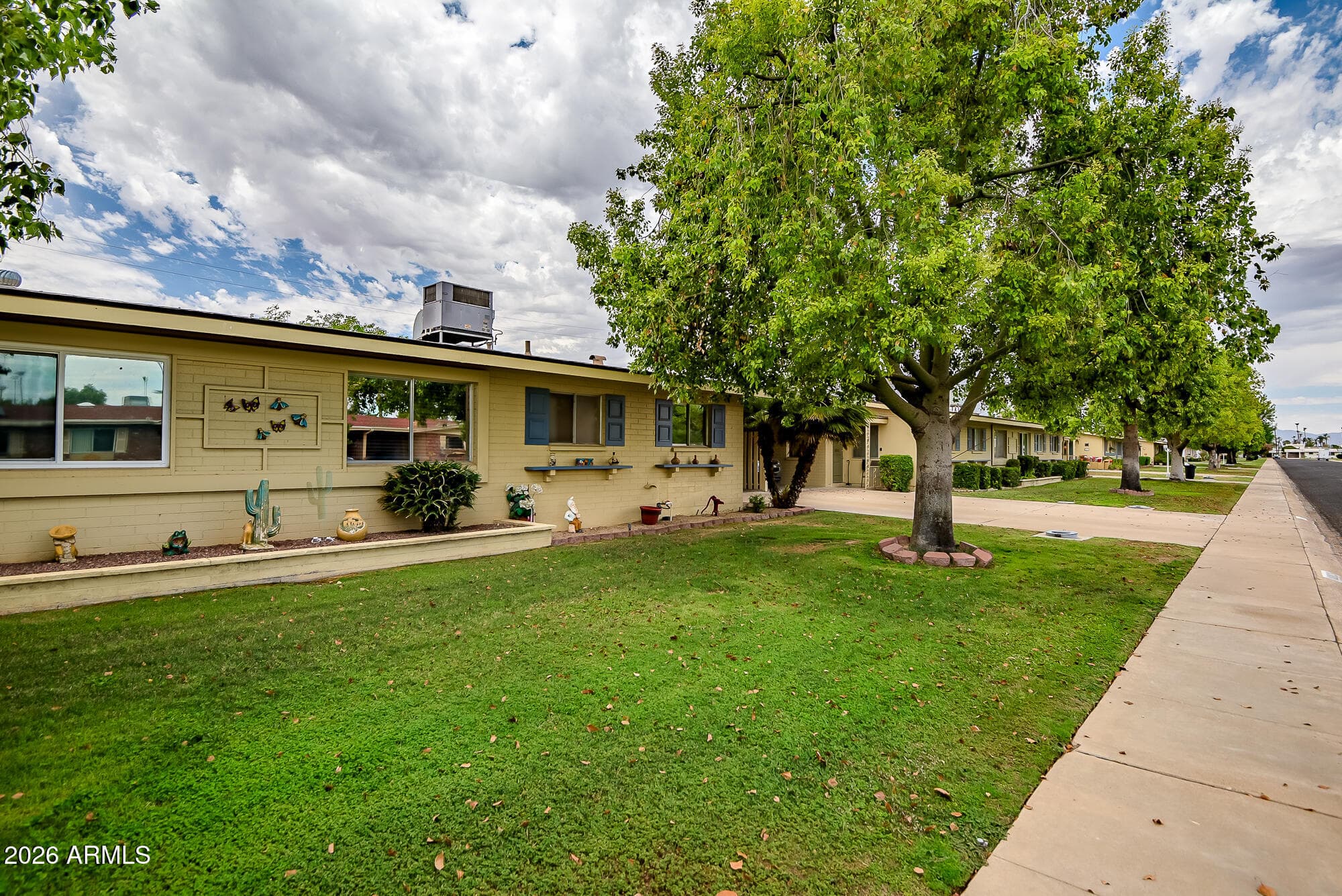 10323 W AUDREY Drive, Sun City, AZ 85351 — photo 3 of 29
