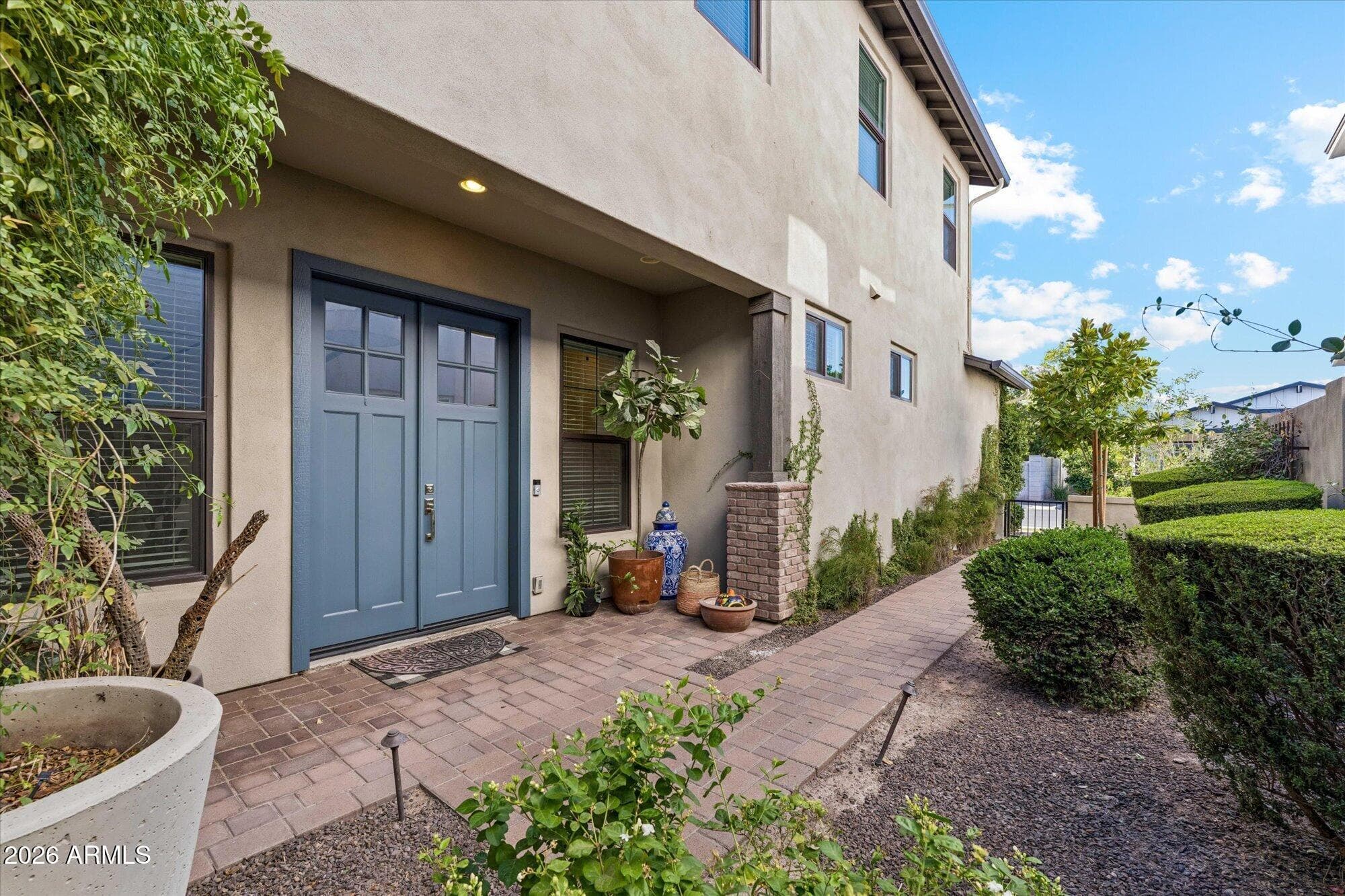 3829 E CRITTENDEN Lane, Phoenix, AZ 85018 — photo 3 of 66