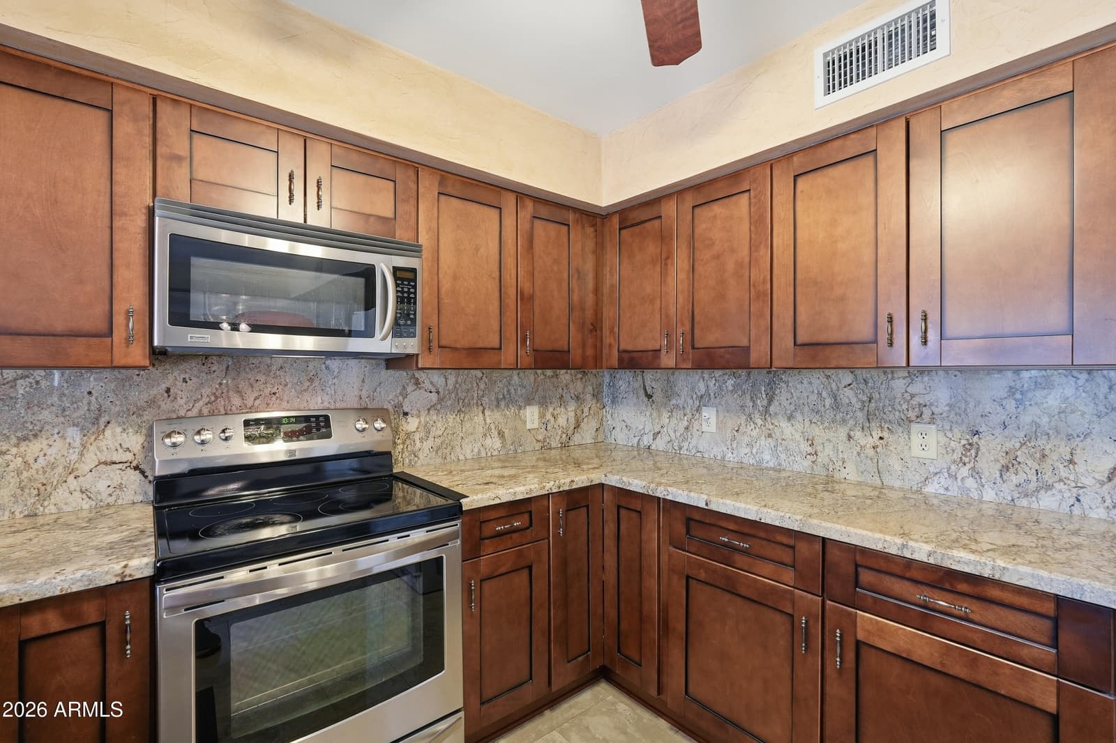 4901 W SELDON Lane, Glendale, AZ 85302 — photo 18 of 52