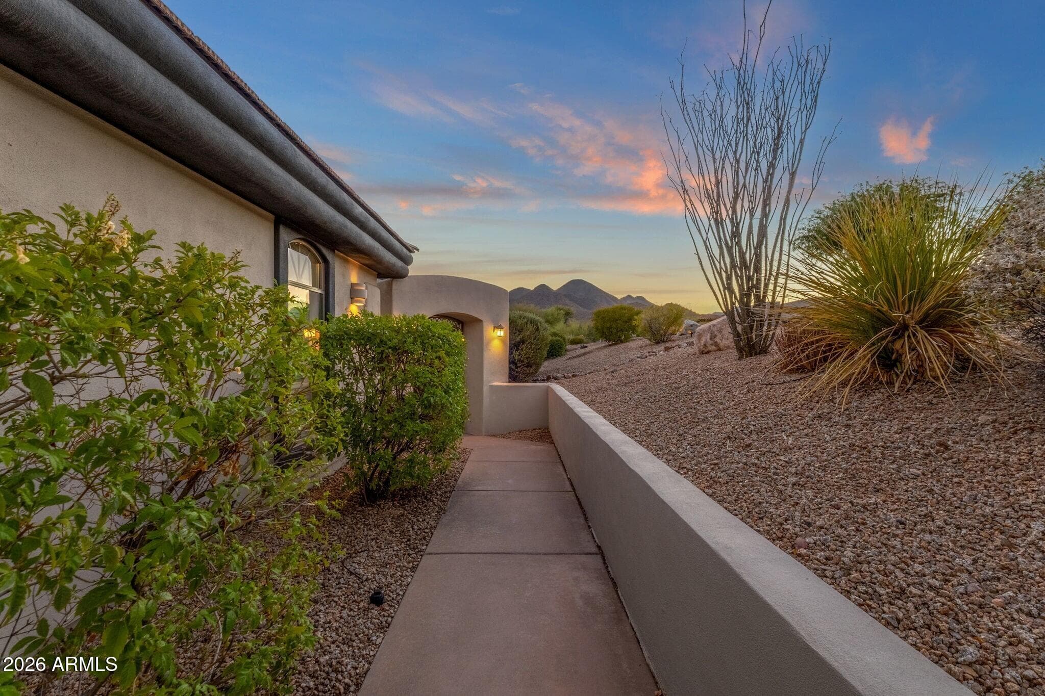 15205 E SUNDOWN Drive, Fountain Hills, AZ 85268 — photo 7 of 89