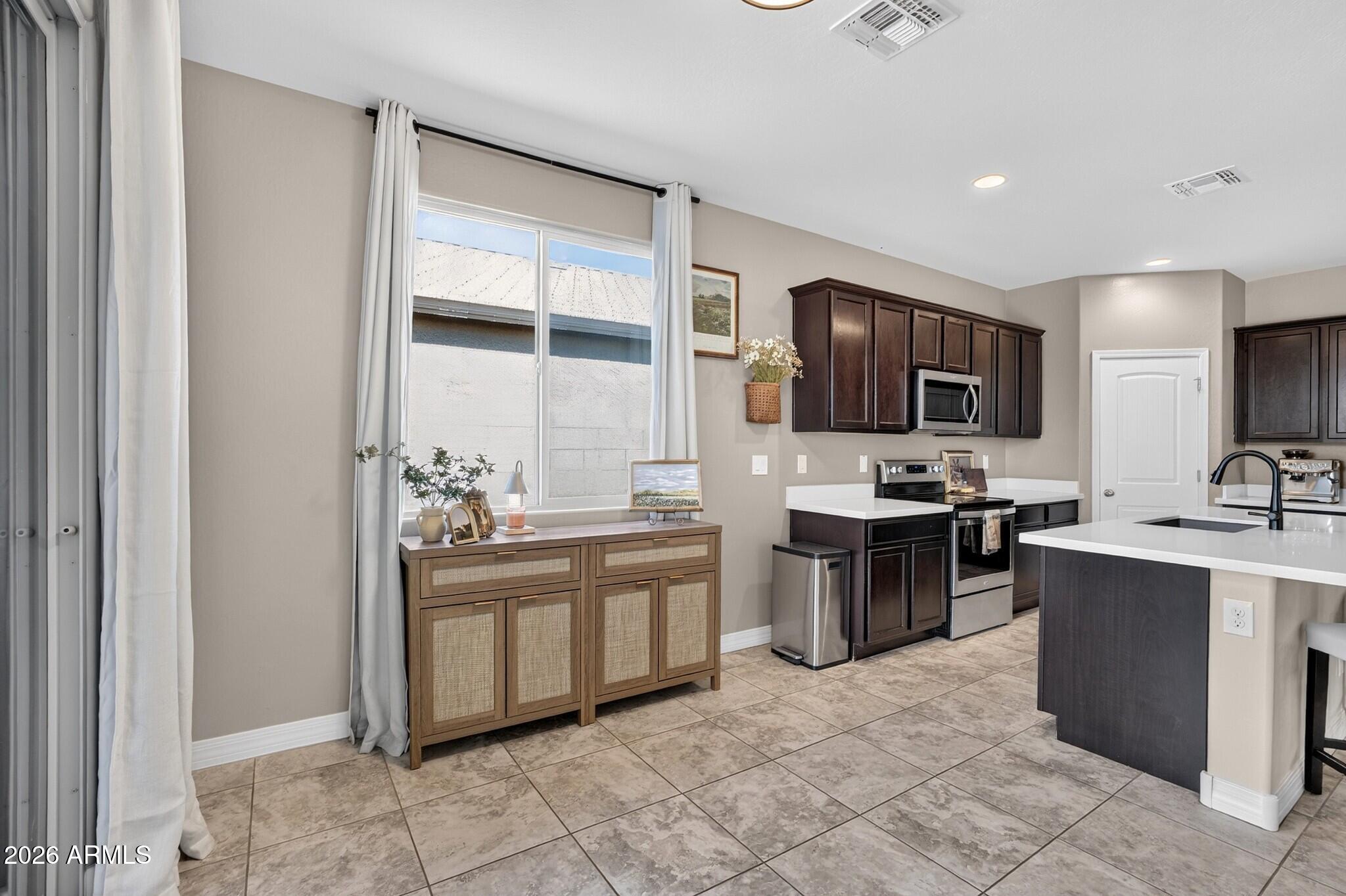 18349 W VIA DEL SOL, Surprise, AZ 85387 — photo 16 of 53