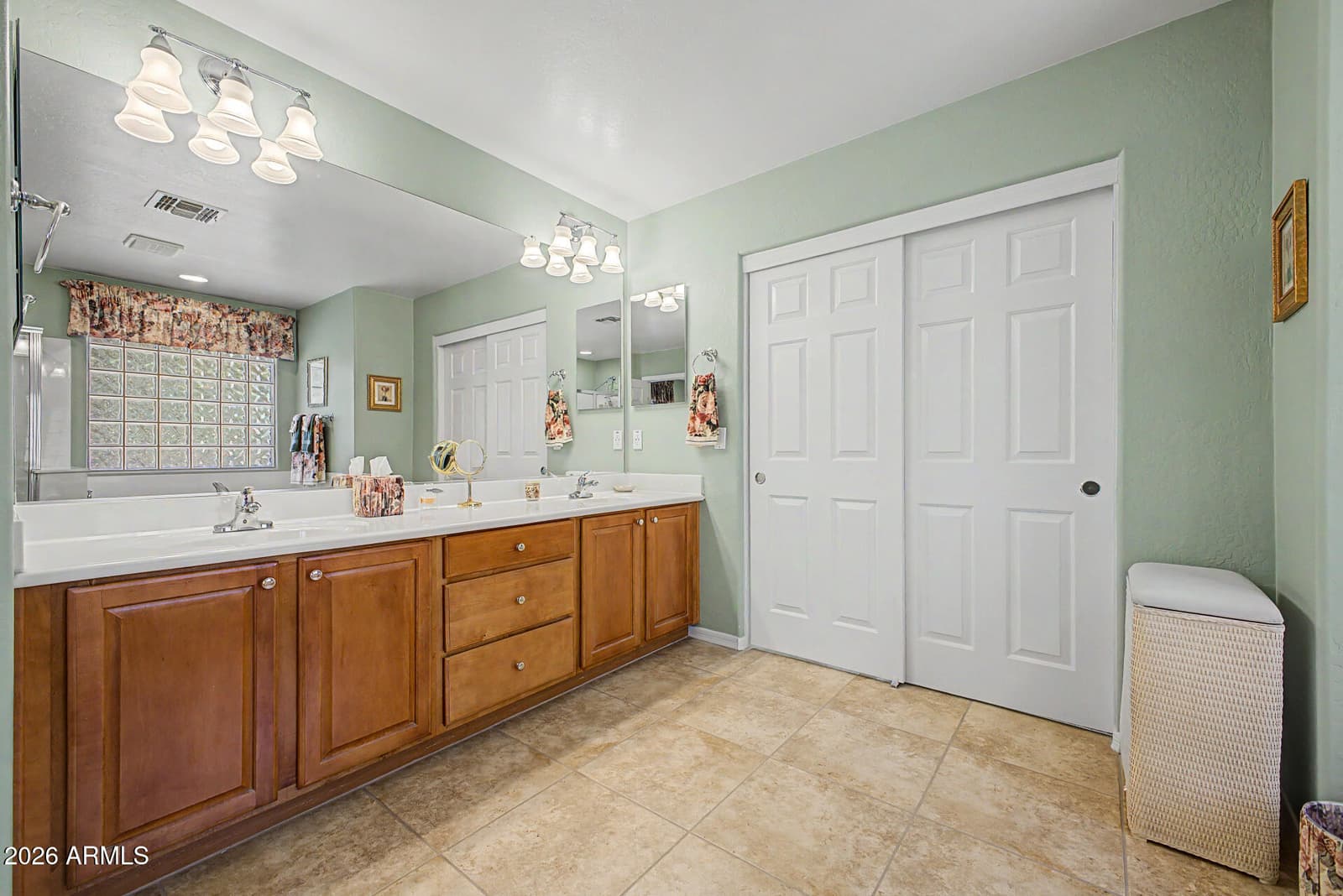 2631 N PRESIDENTIAL Drive, Florence, AZ 85132 — photo 20 of 46