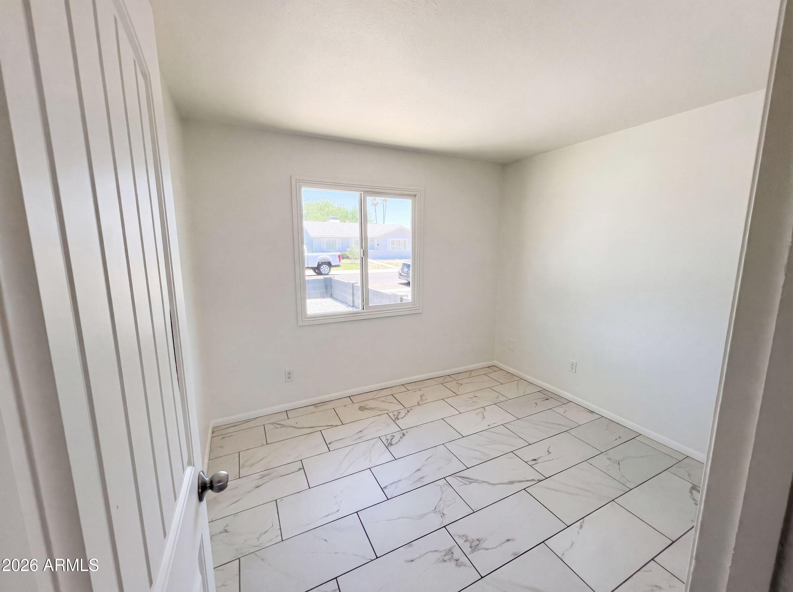 14838 N 33RD Drive, Phoenix, AZ 85053 — photo 9 of 19
