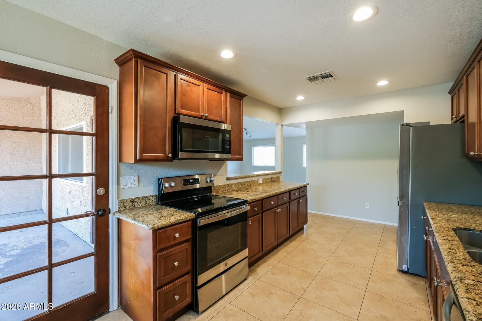 3551 W JOAN DE ARC Avenue, Phoenix, AZ 85029 — photo 11 of 21