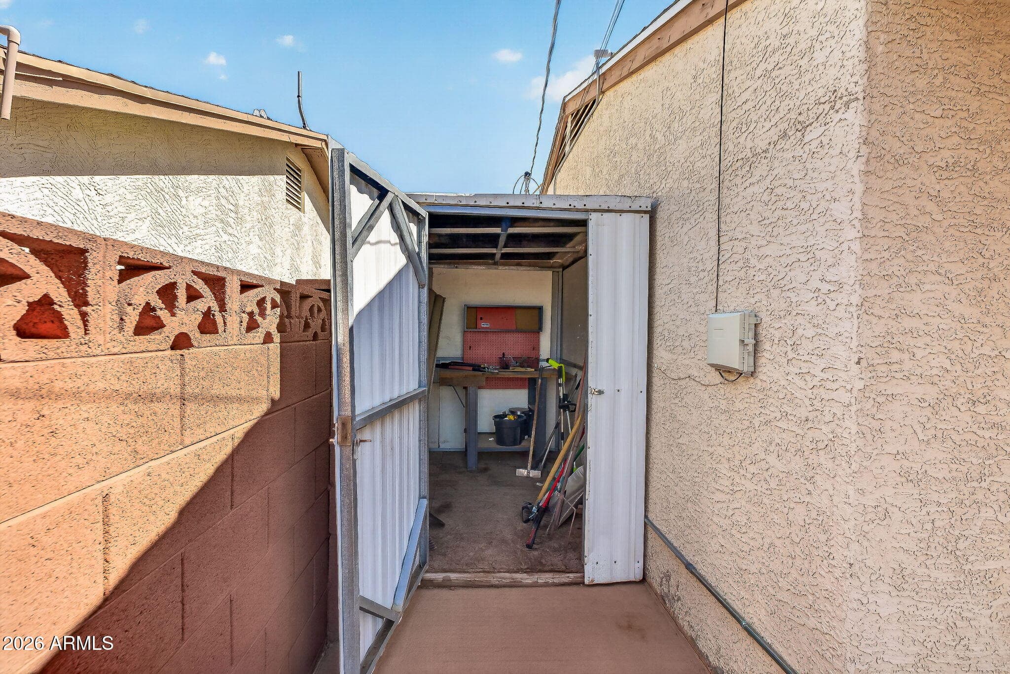 8995 W SANTA CRUZ Boulevard, Arizona City, AZ 85123 — photo 35 of 38