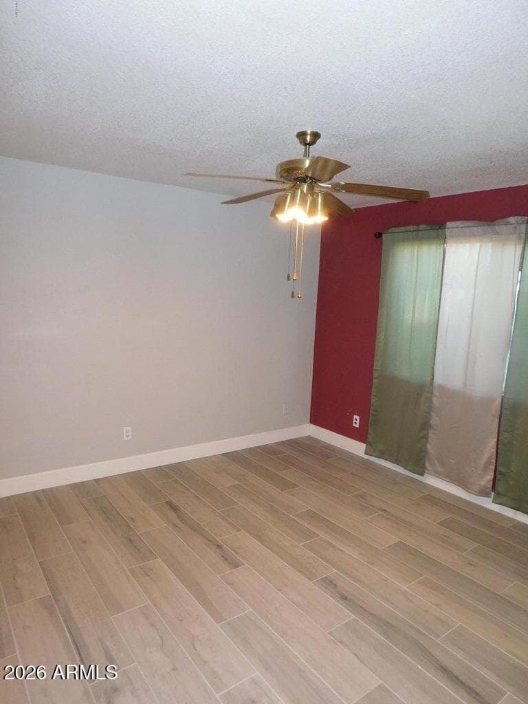 5612 W WILSHIRE Drive, Phoenix, AZ 85035 — photo 11 of 13