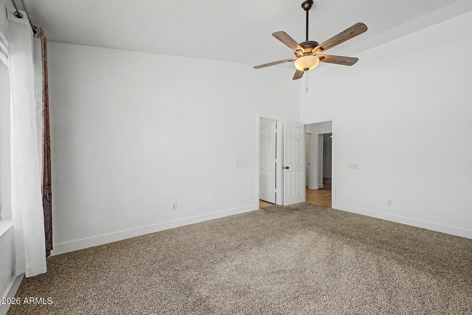 351 W AMOROSO Drive, Gilbert, AZ 85233 — photo 15 of 37