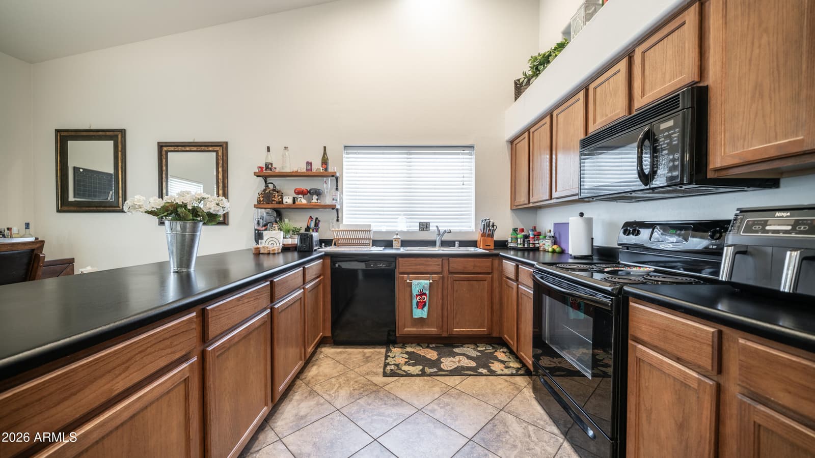 15256 W STATLER Street, Surprise, AZ 85374 — photo 4 of 31