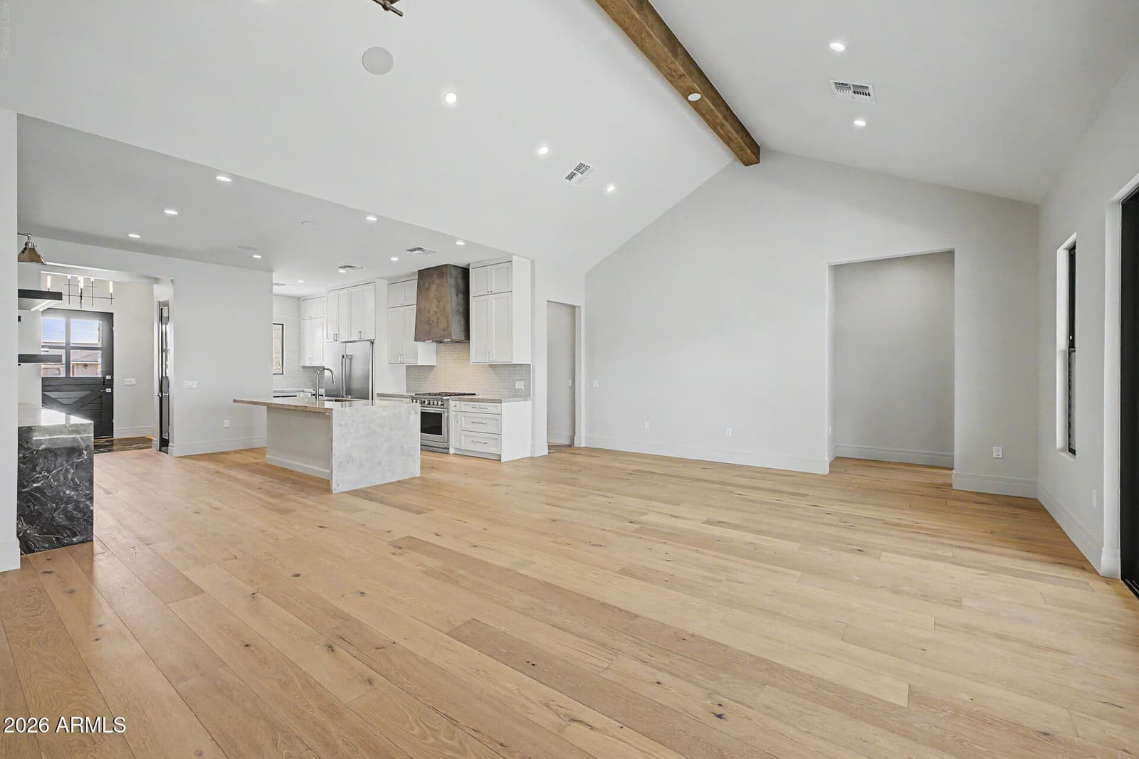 3210 E OREGON Avenue, Phoenix, AZ 85018 — photo 12 of 83
