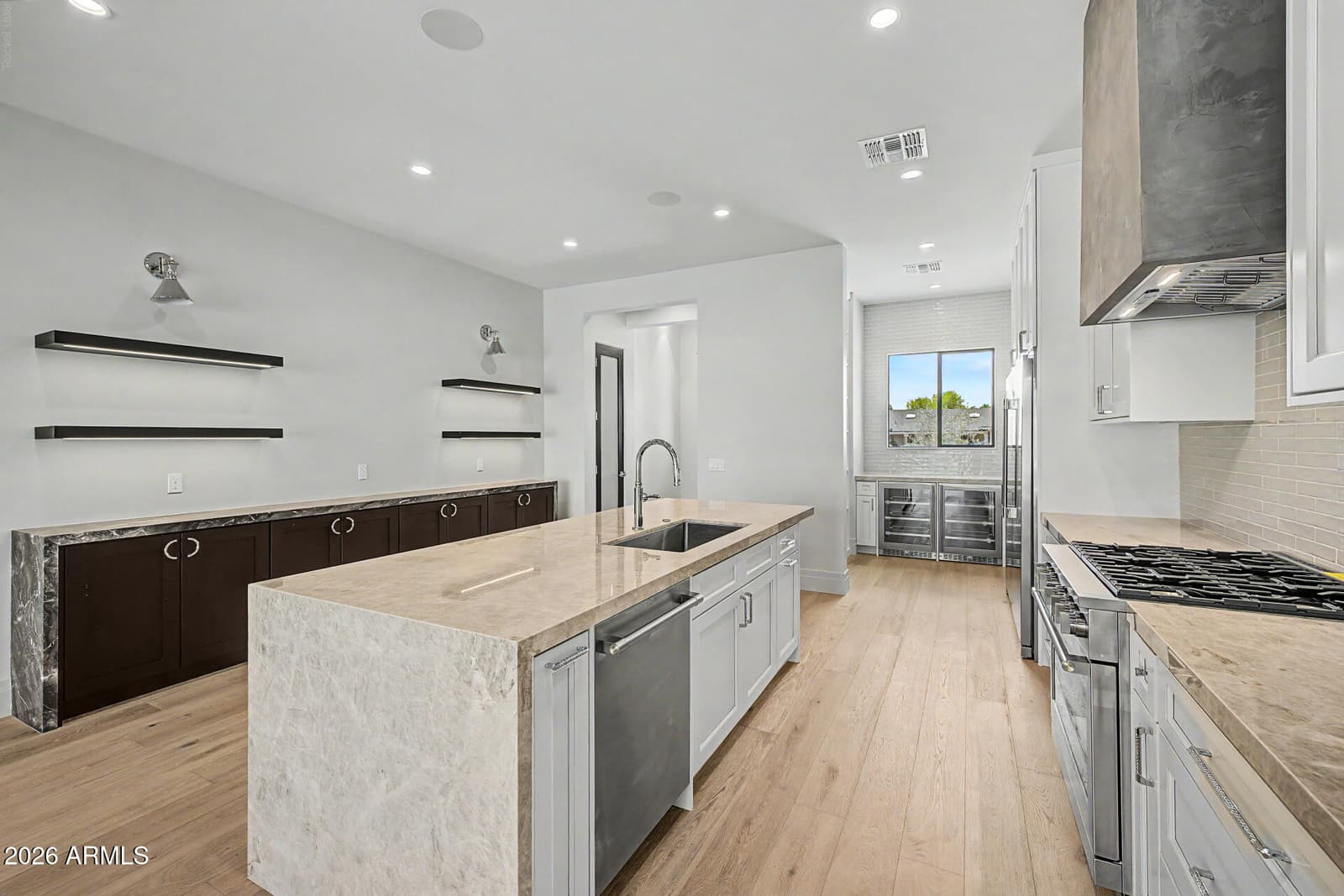 3210 E OREGON Avenue, Phoenix, AZ 85018 — photo 38 of 83