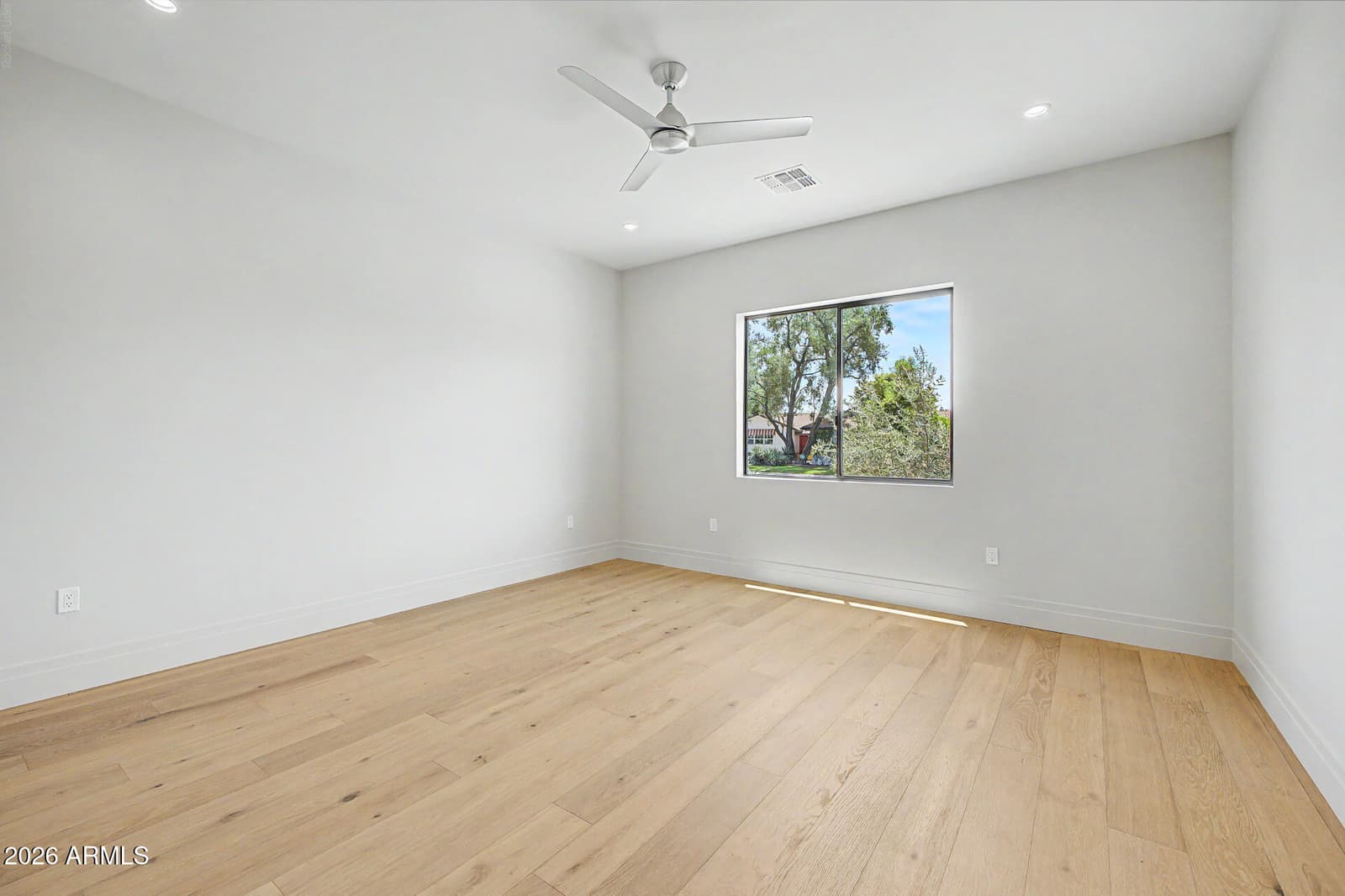 3210 E OREGON Avenue, Phoenix, AZ 85018 — photo 56 of 83