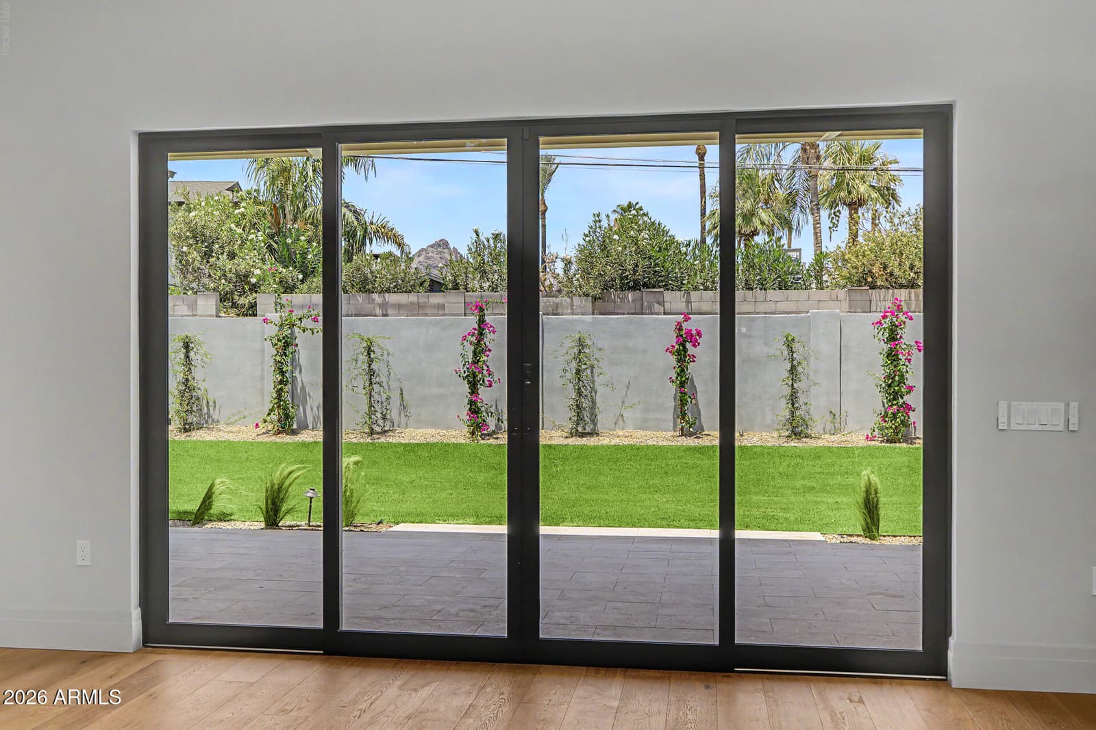 3210 E OREGON Avenue, Phoenix, AZ 85018 — photo 18 of 83