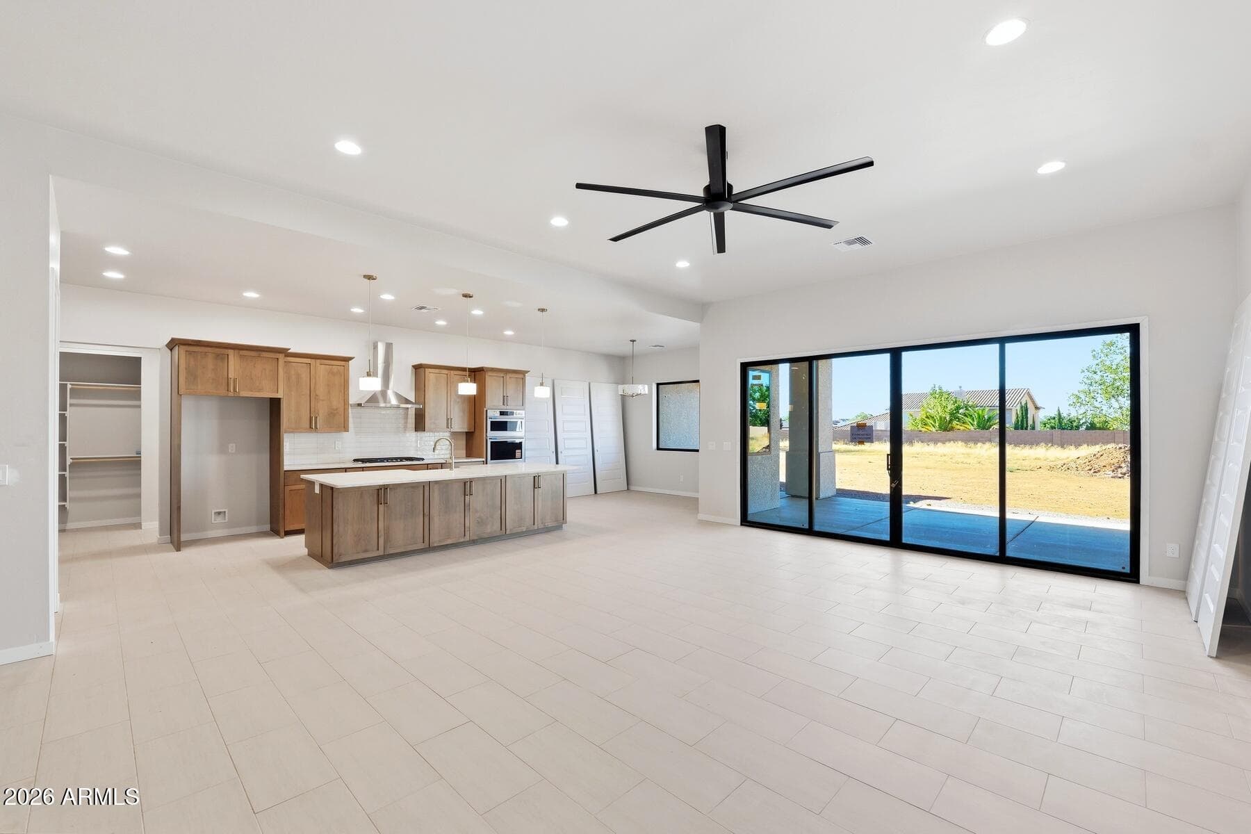 2367 ISLA BONITA Drive, Sierra Vista, AZ 85650 — photo 6 of 32