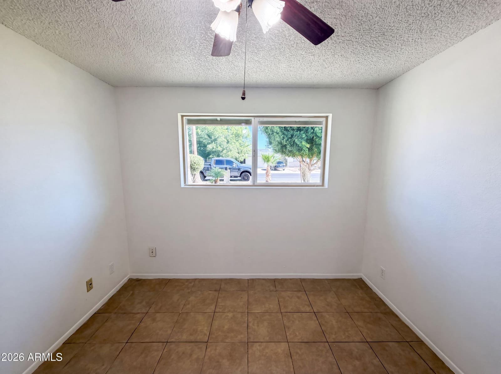 5617 W HATCHER Road, Glendale, AZ 85302 — photo 4 of 26