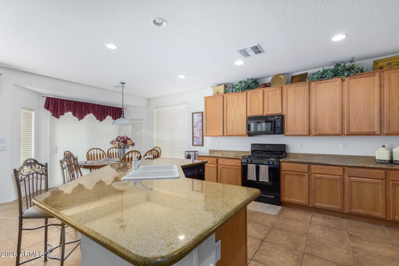 27619 N 65TH Drive, Phoenix, AZ 85083 — photo 7 of 18