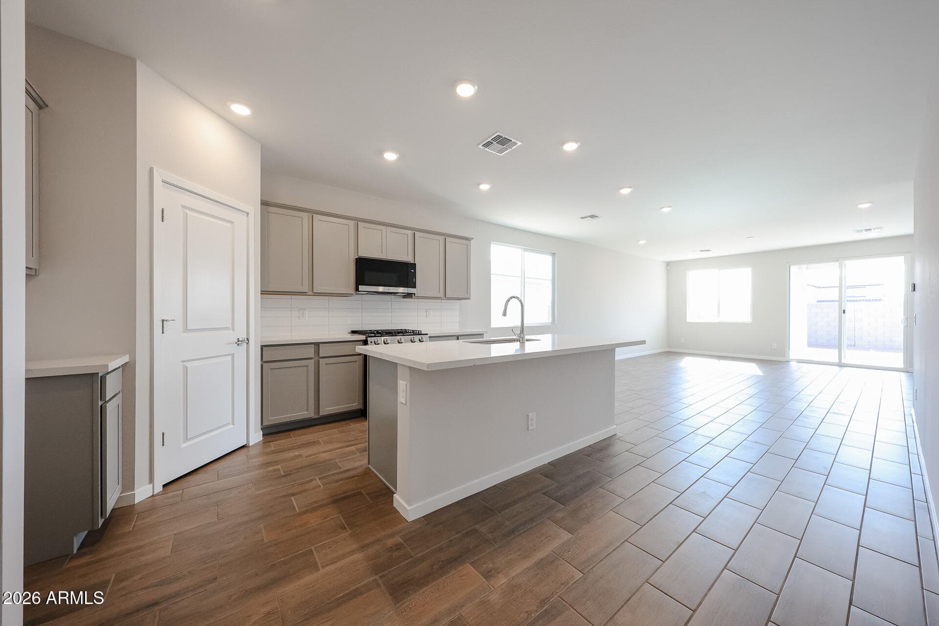 22080 N LYNN Street, Maricopa, AZ 85138 — photo 8 of 33
