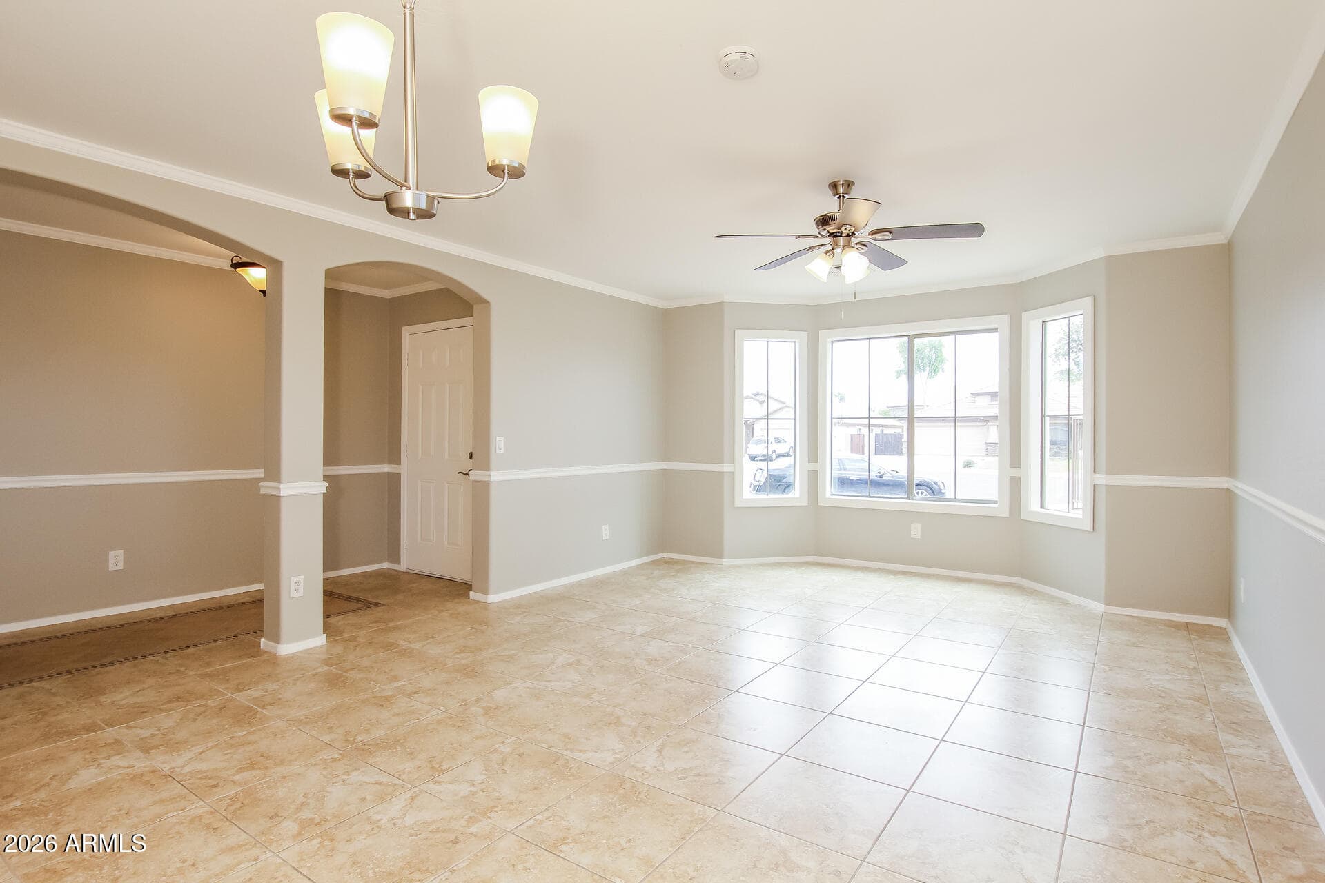 16286 W HOPE Drive, Surprise, AZ 85379 — photo 4 of 21
