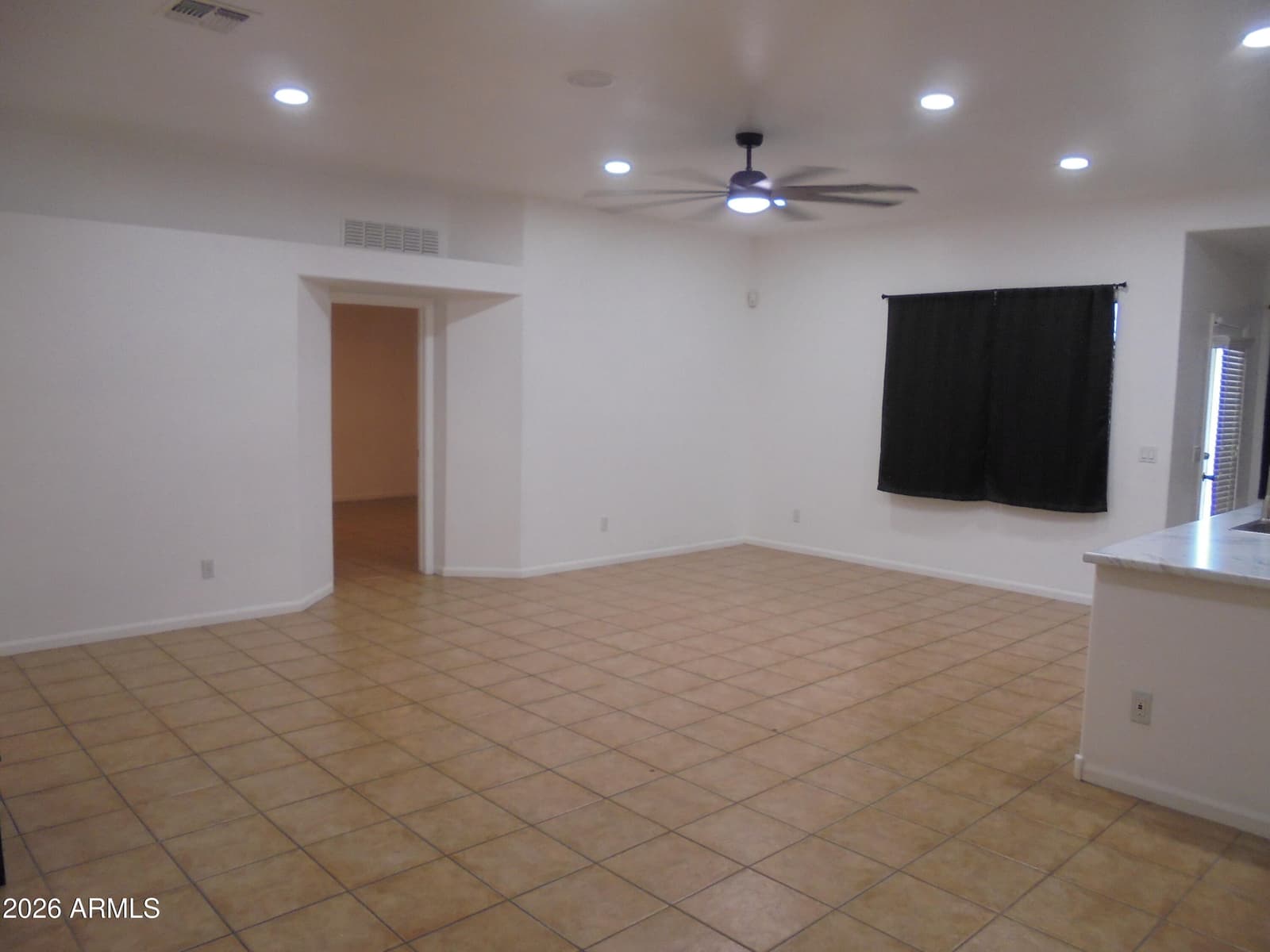 4204 S 78TH Lane, Phoenix, AZ 85043 — photo 9 of 21
