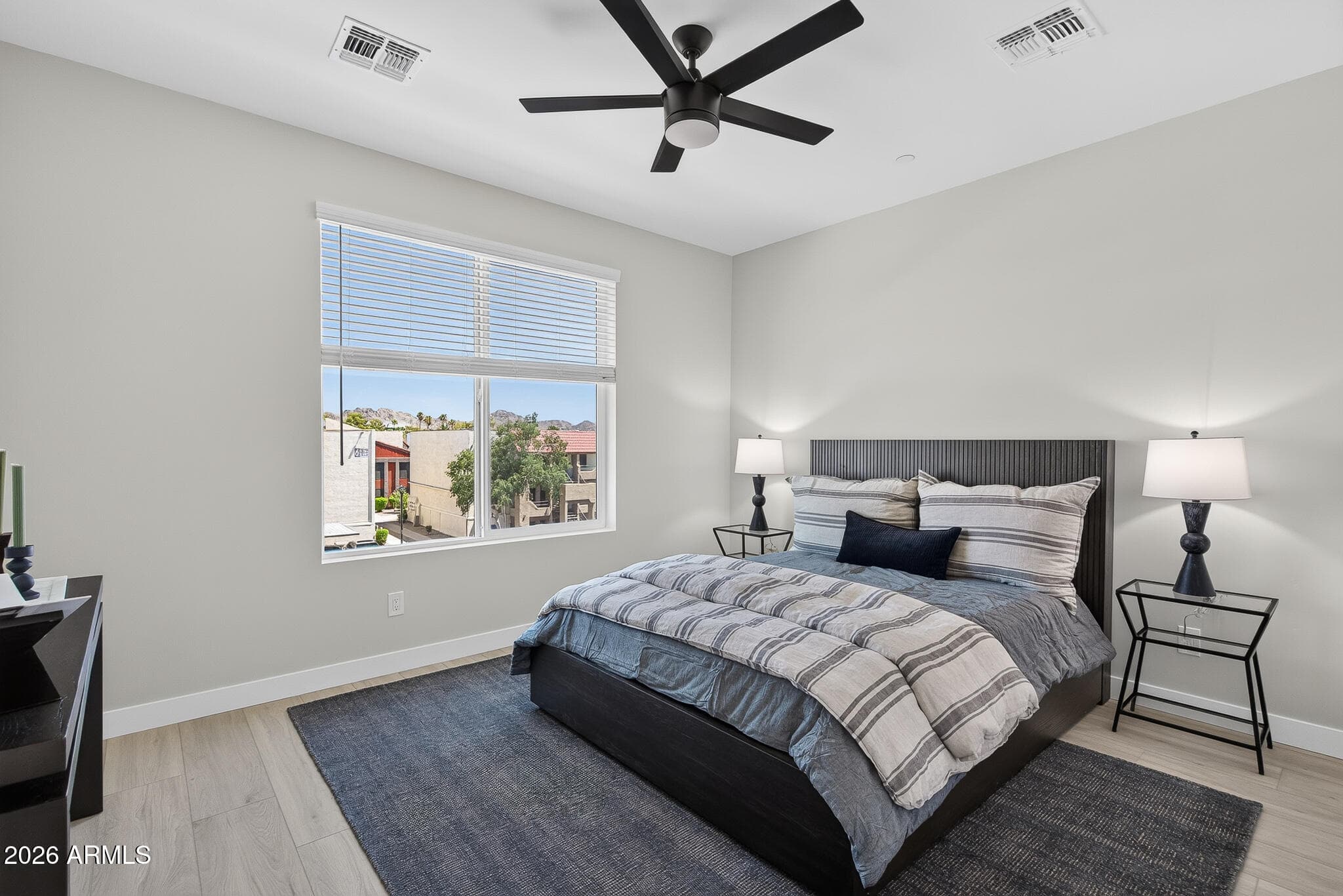 2601 E CLARENDON Avenue 2, Phoenix, AZ 85016 — photo 27 of 40