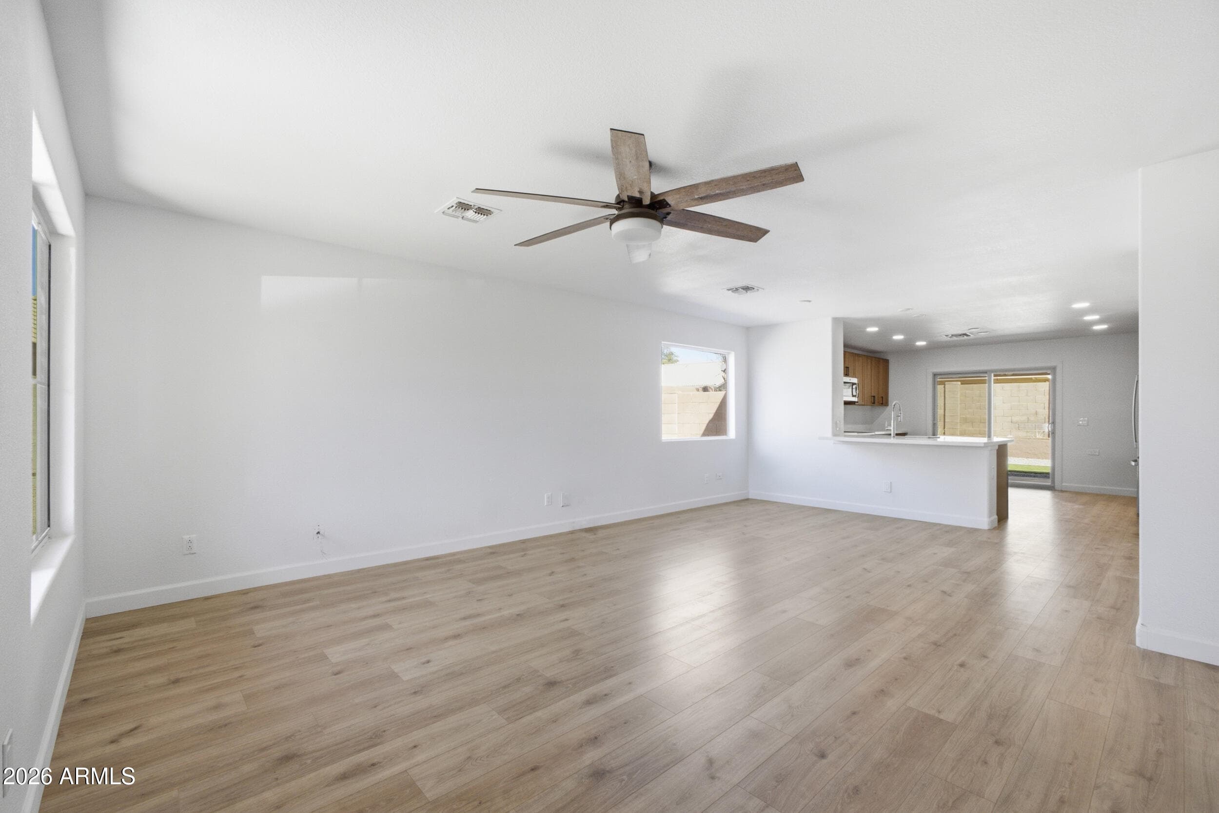 15206 W EVENING STAR Trail, Surprise, AZ 85374 — photo 11 of 46