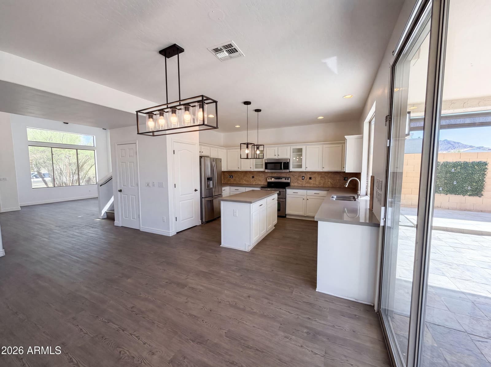 17645 W HALE BOPP Drive, Goodyear, AZ 85338 — photo 11 of 33