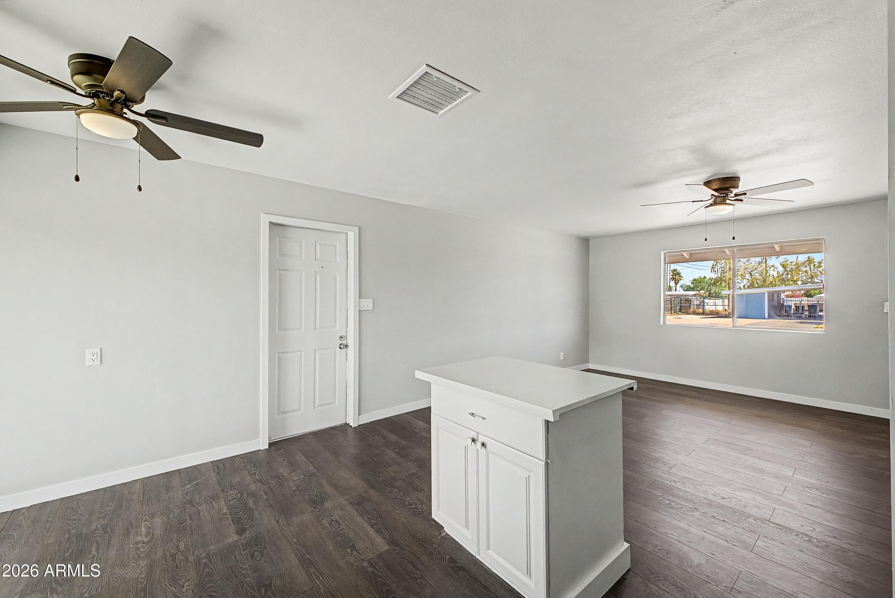 263 W HUNTER Street, Mesa, AZ 85201 — photo 9 of 27