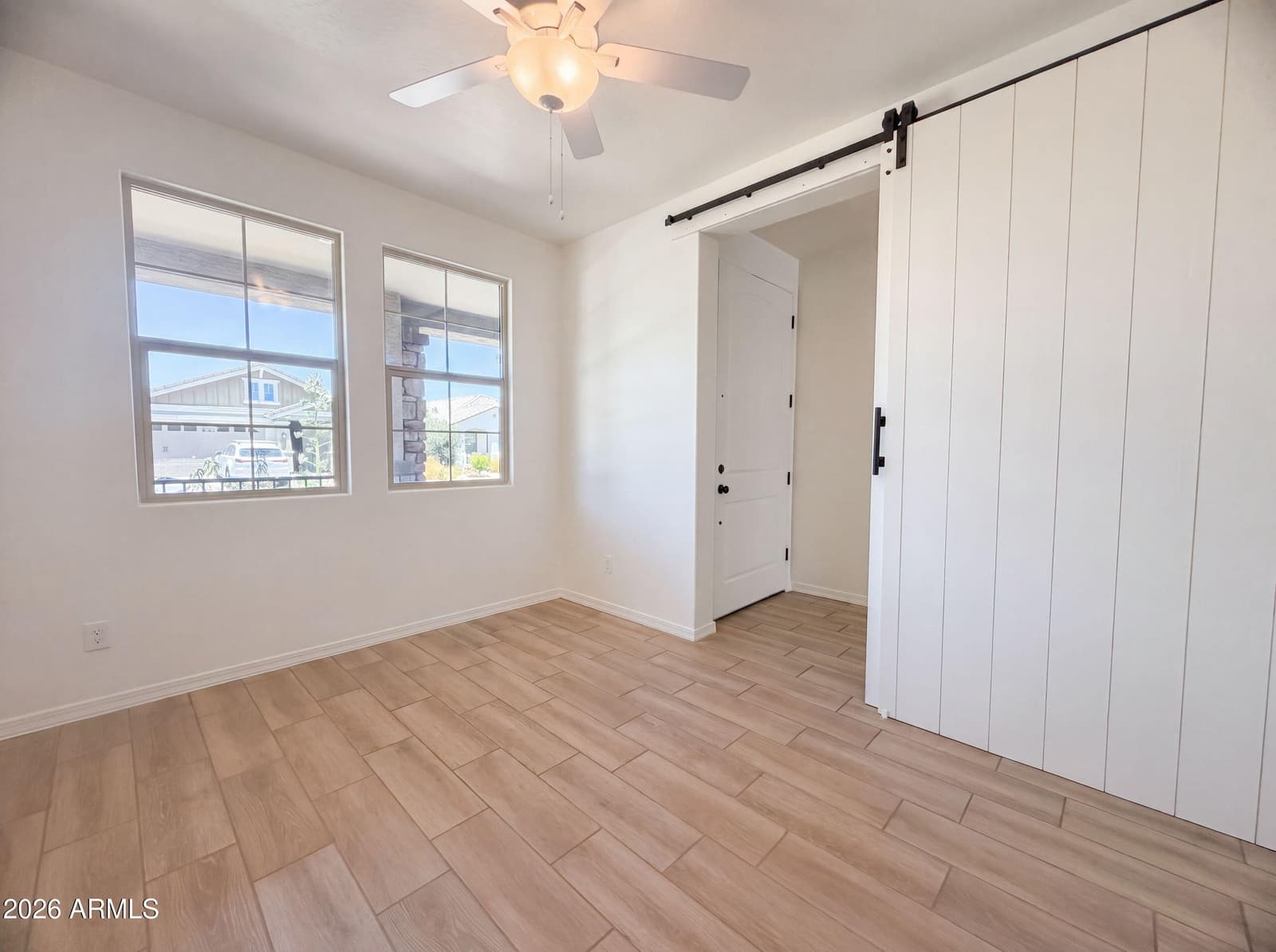 2831 W RAINBOW Drive, San Tan Valley, AZ 85144 — photo 4 of 16