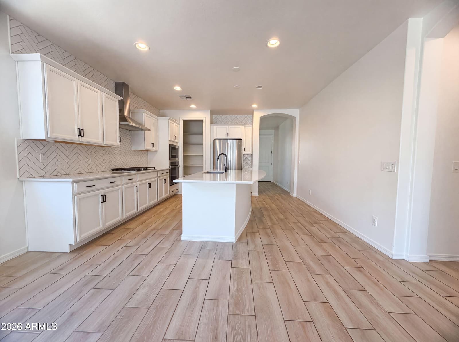 2831 W RAINBOW Drive, San Tan Valley, AZ 85144 — photo 6 of 16