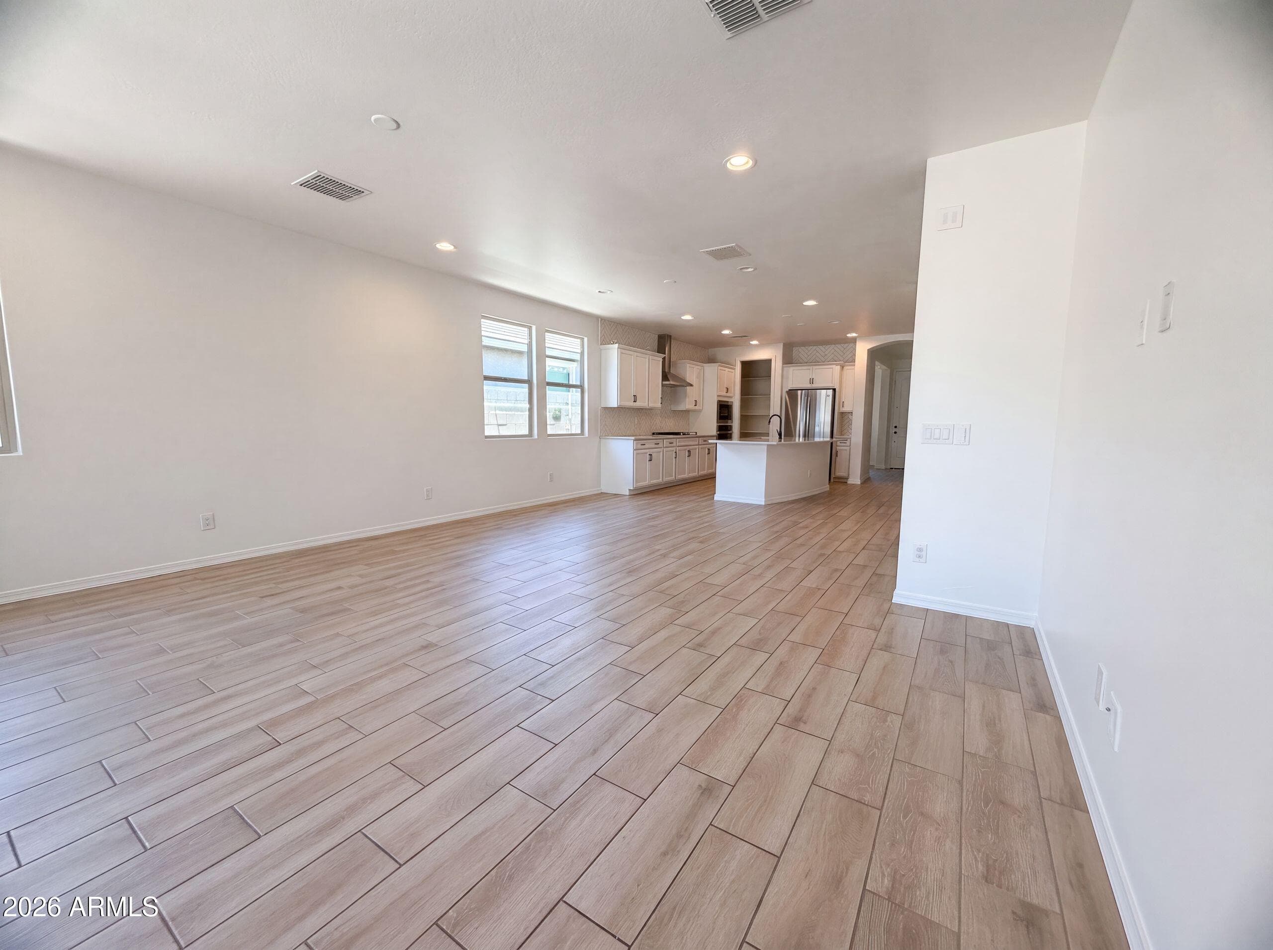 2831 W RAINBOW Drive, San Tan Valley, AZ 85144 — photo 7 of 16