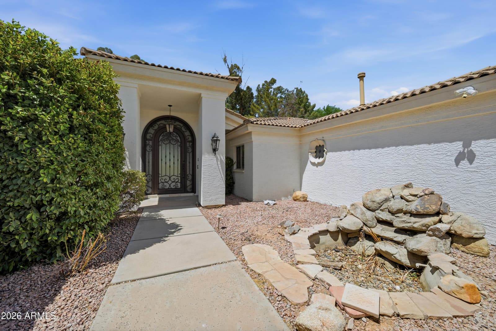 7214 E ROYAL PALM Road, Scottsdale, AZ 85258 — photo 3 of 39