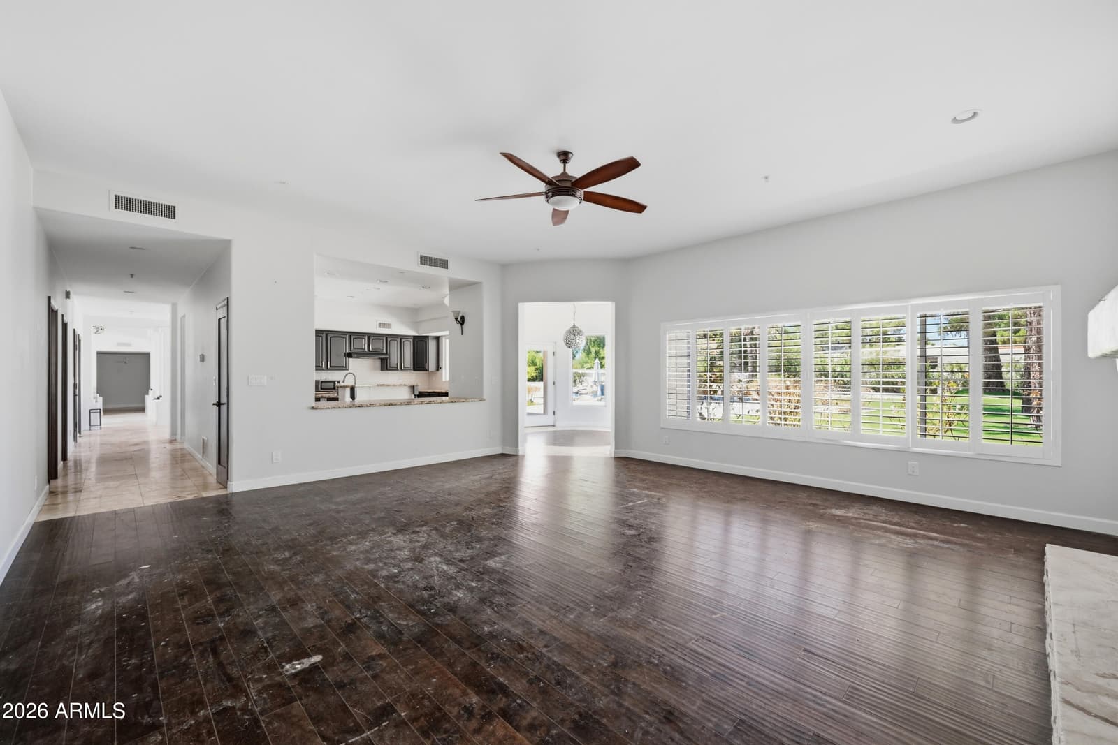 7214 E ROYAL PALM Road, Scottsdale, AZ 85258 — photo 11 of 39