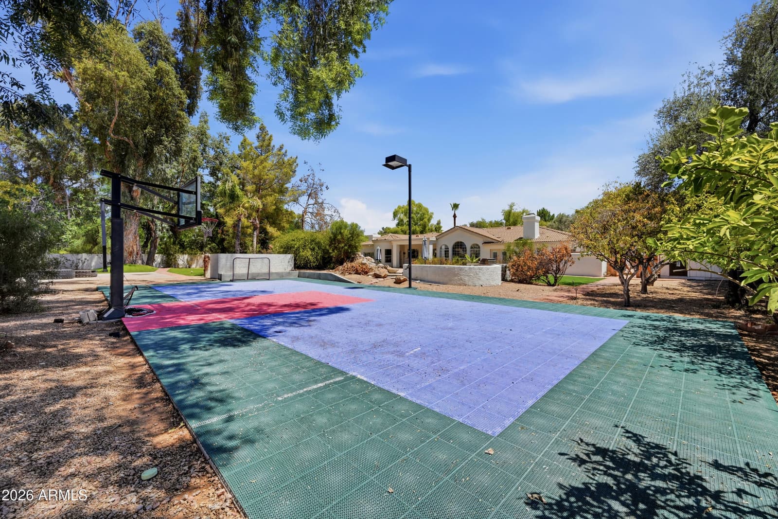 7214 E ROYAL PALM Road, Scottsdale, AZ 85258 — photo 34 of 39