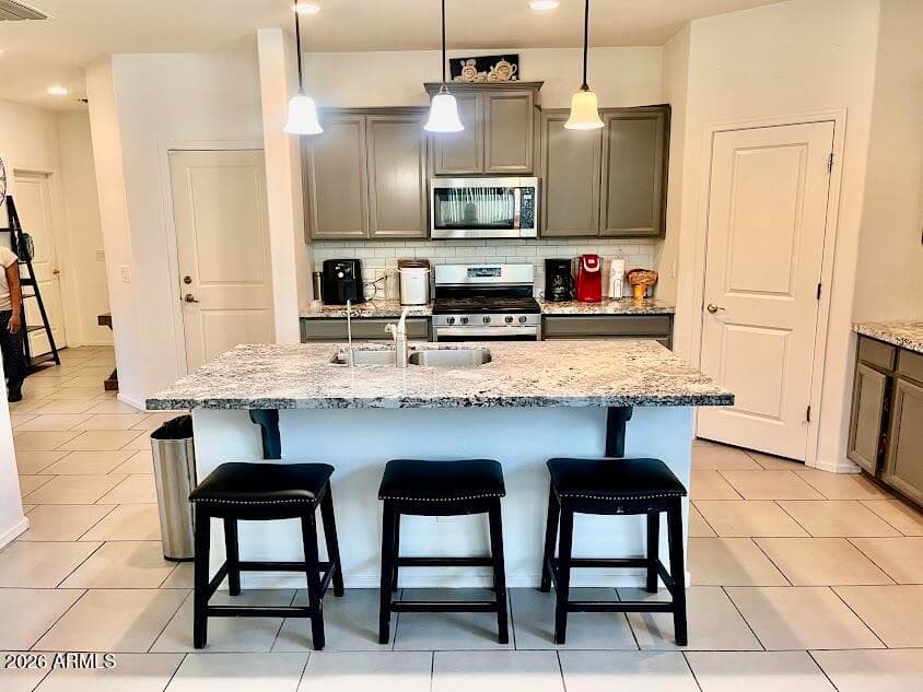 2723 W APOLLO Road, Phoenix, AZ 85041 — photo 4 of 26