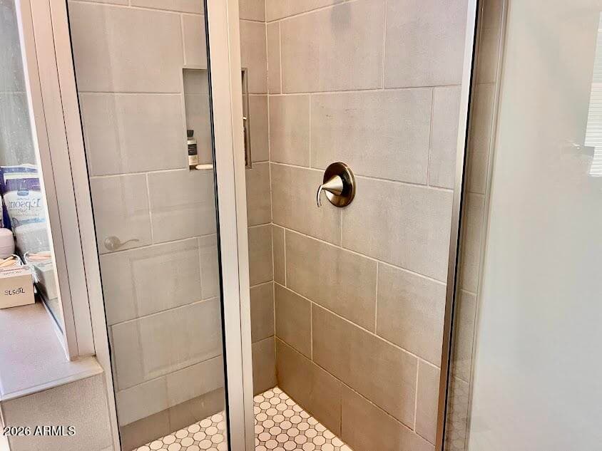 2723 W APOLLO Road, Phoenix, AZ 85041 — photo 17 of 26